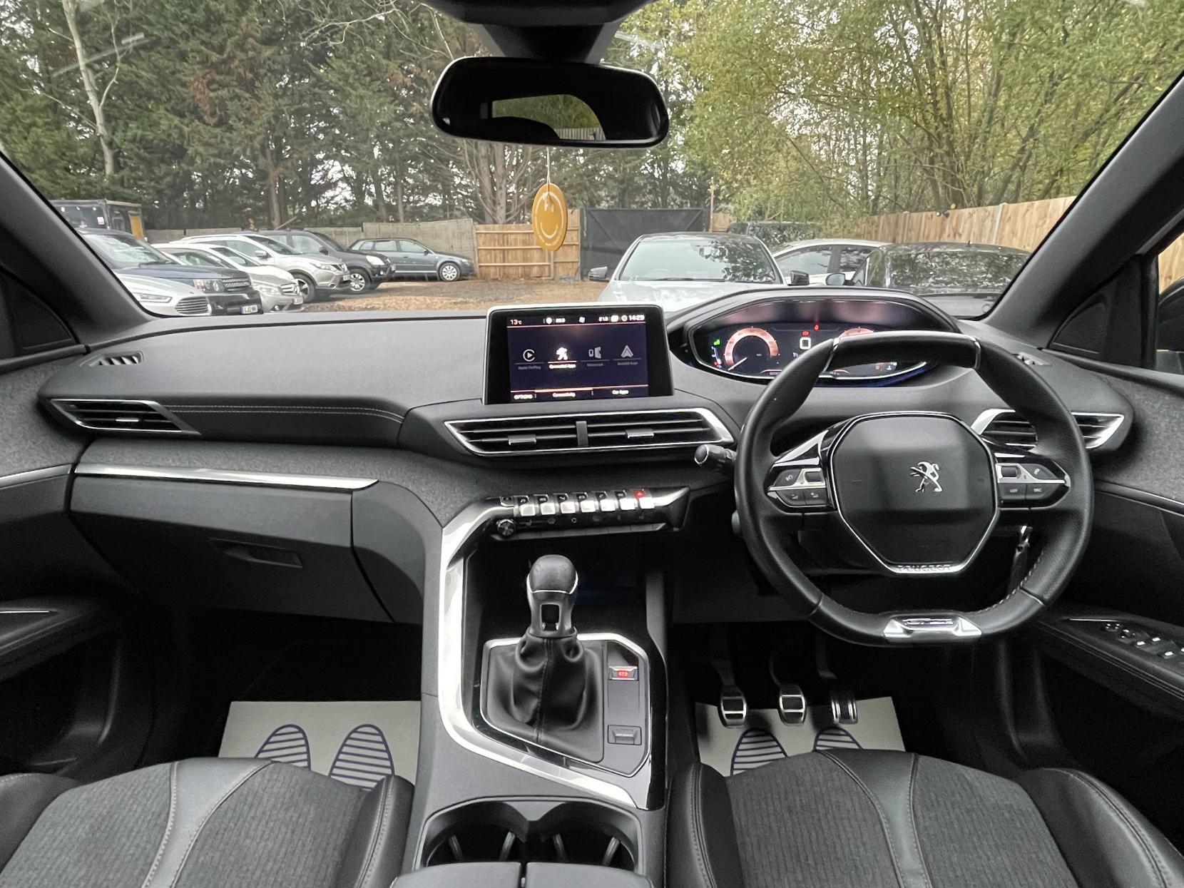 Peugeot 3008 1.2 PureTech GT Line SUV 5dr Petrol Manual Euro 6 (s/s) (130 ps)