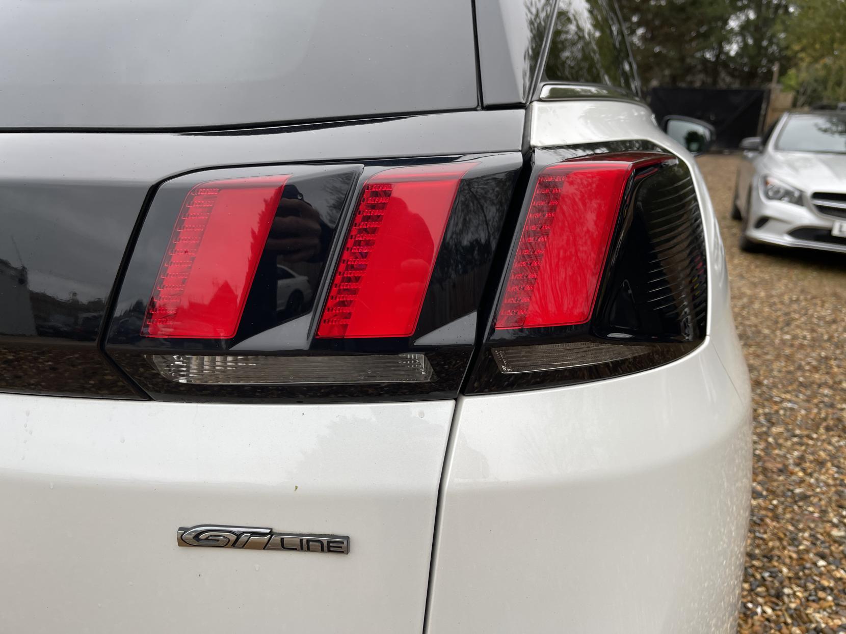 Peugeot 3008 1.2 PureTech GT Line SUV 5dr Petrol Manual Euro 6 (s/s) (130 ps)