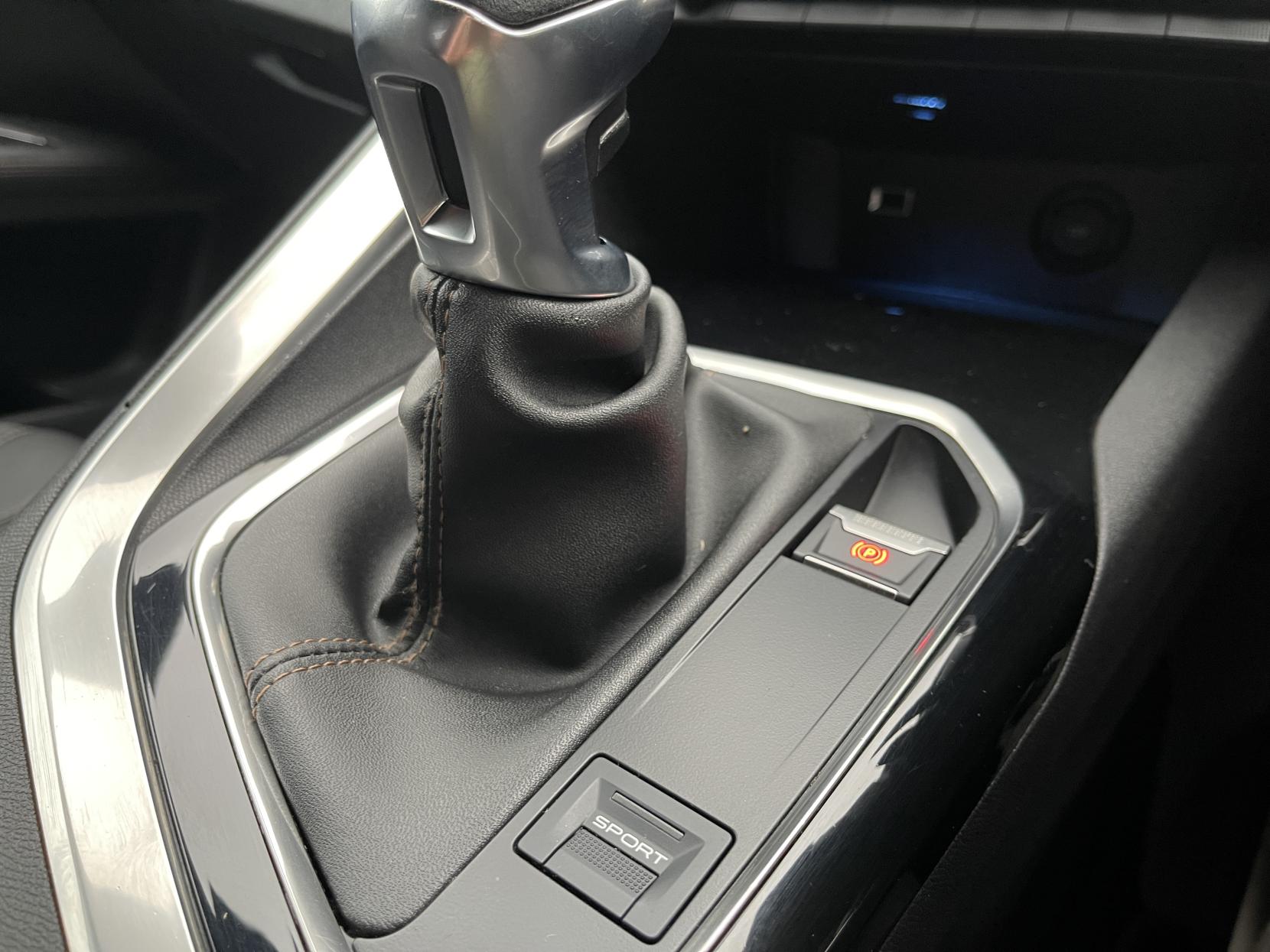 Peugeot 3008 1.2 PureTech GT Line SUV 5dr Petrol Manual Euro 6 (s/s) (130 ps)