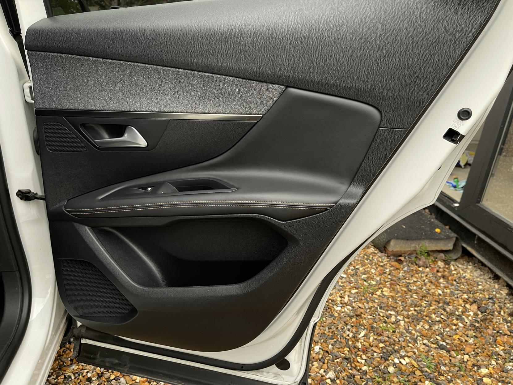 Peugeot 3008 1.2 PureTech GT Line SUV 5dr Petrol Manual Euro 6 (s/s) (130 ps)