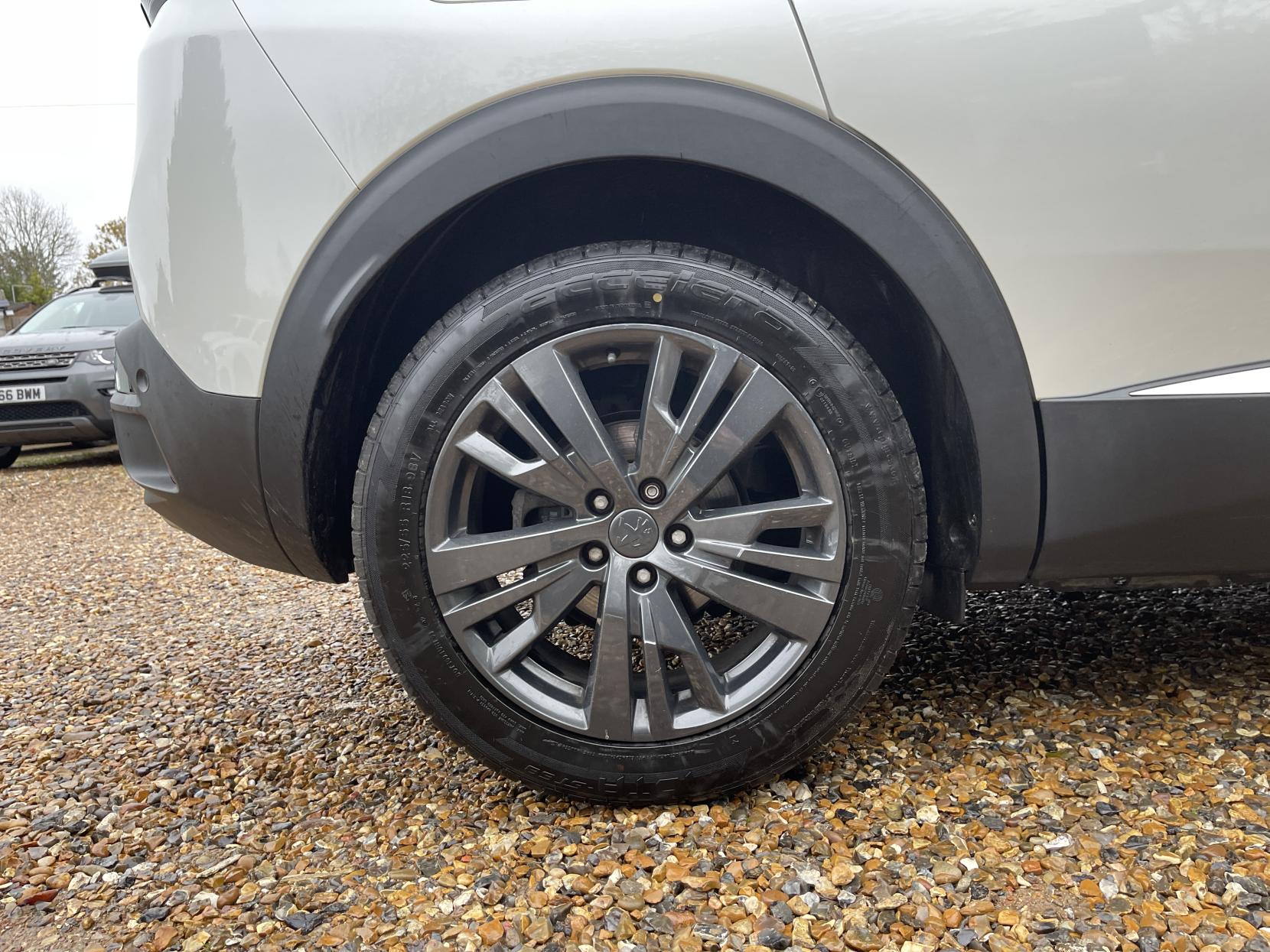 Peugeot 3008 1.2 PureTech GT Line SUV 5dr Petrol Manual Euro 6 (s/s) (130 ps)