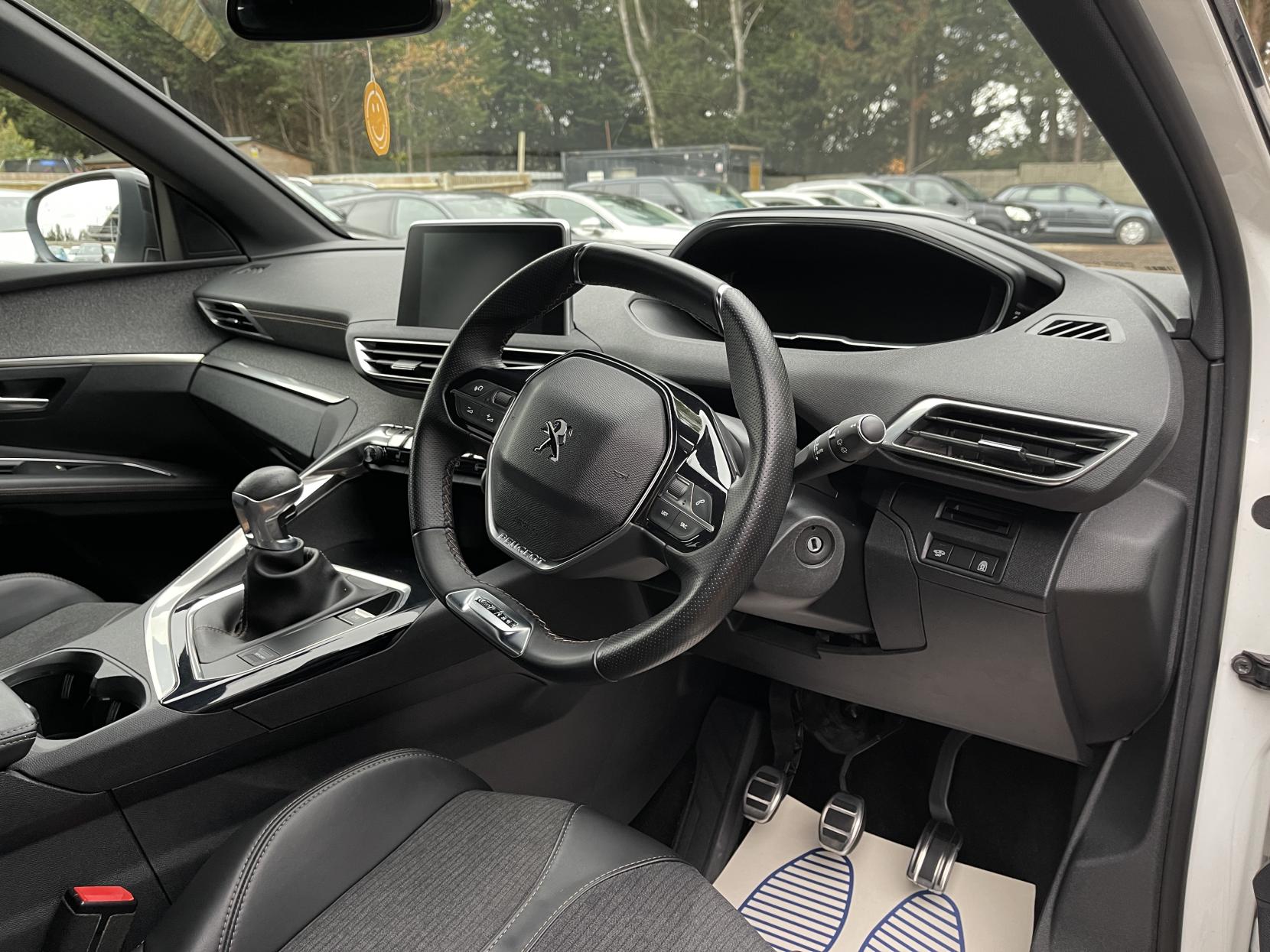 Peugeot 3008 1.2 PureTech GT Line SUV 5dr Petrol Manual Euro 6 (s/s) (130 ps)