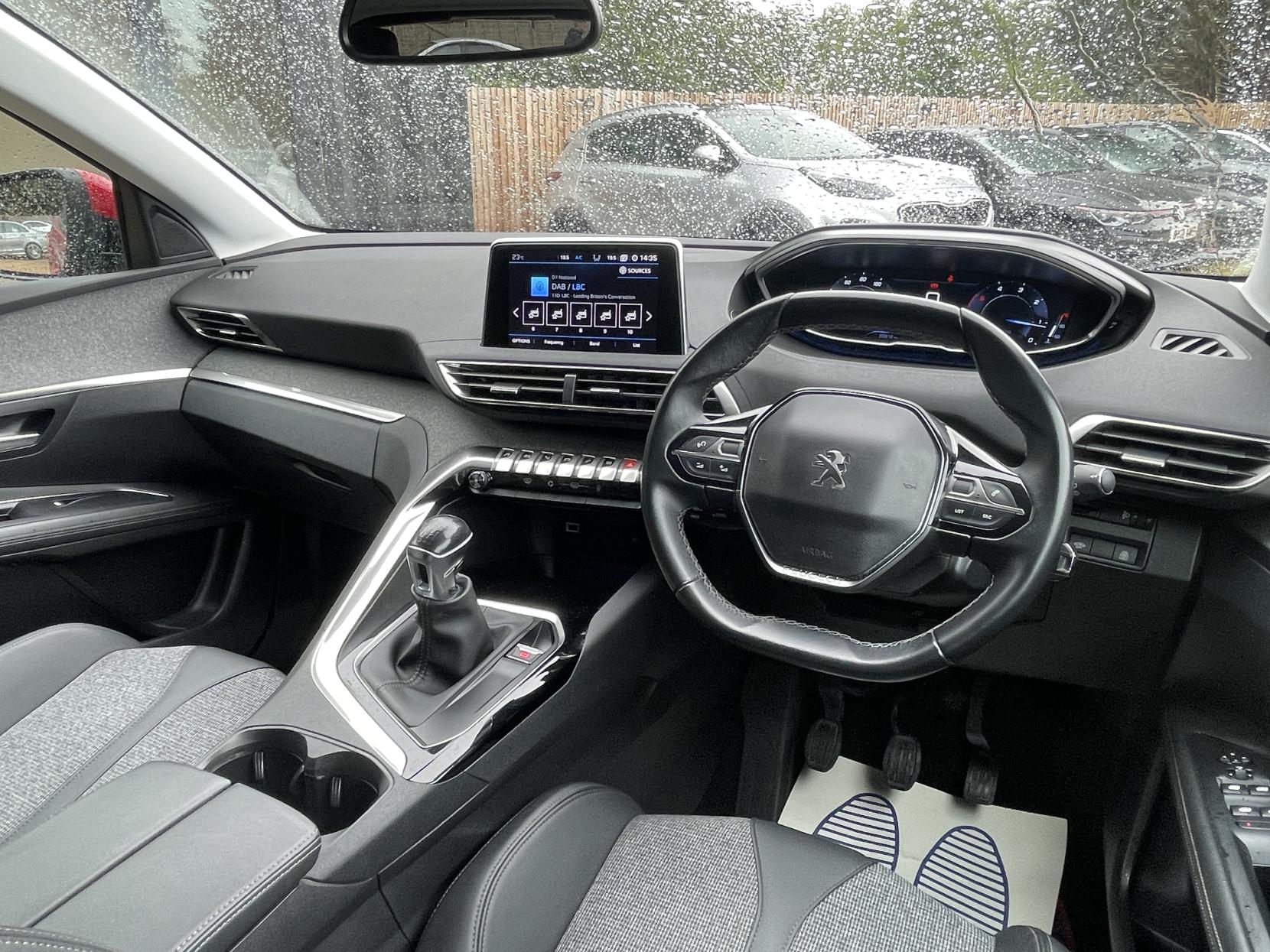 Peugeot 3008 1.5 BlueHDi Allure SUV 5dr Diesel Manual Euro 6 (s/s) (130 ps)
