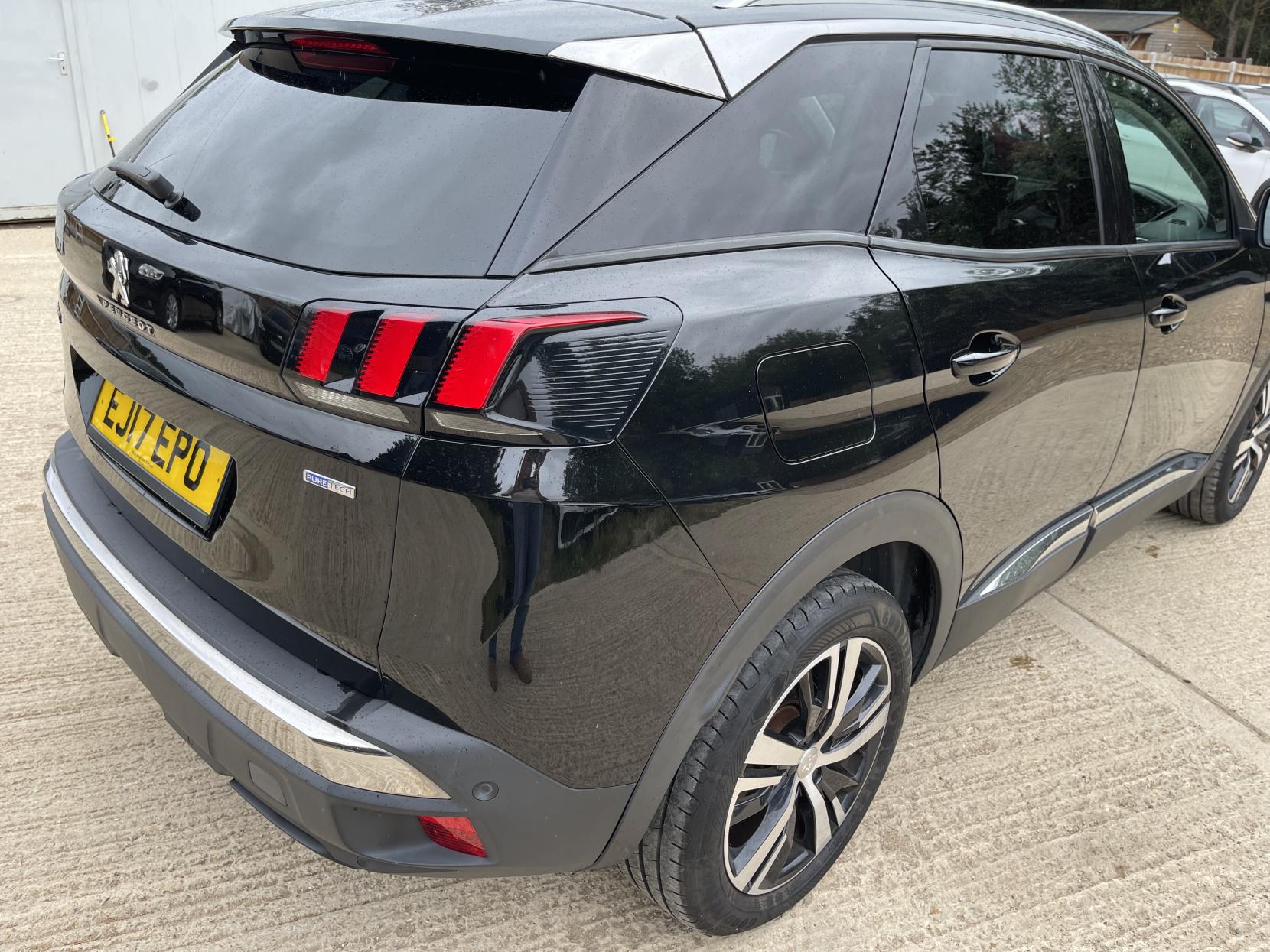 Peugeot 3008 1.2 PureTech Allure SUV 5dr Petrol Manual Euro 6 (s/s) (130 ps)