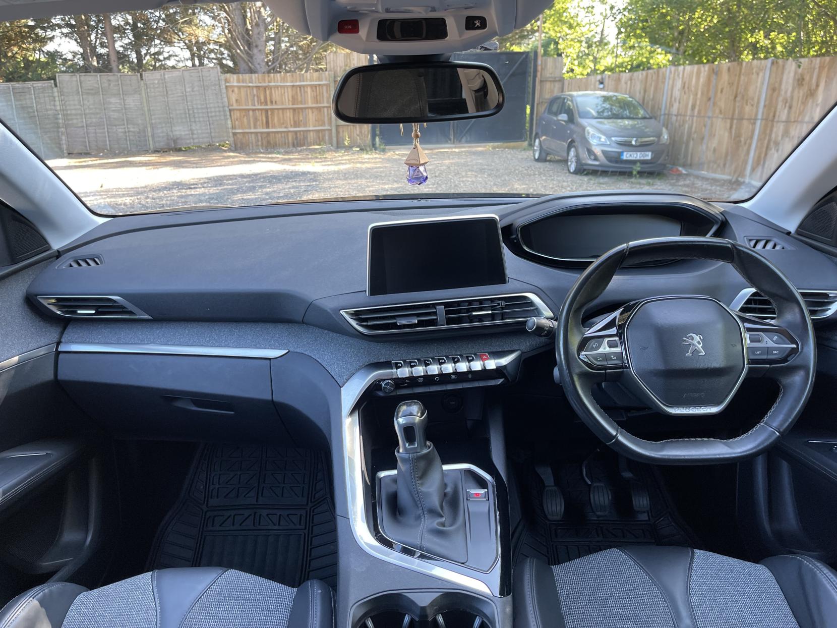 Peugeot 3008 1.2 PureTech Allure SUV 5dr Petrol Manual Euro 6 (s/s) (130 ps)