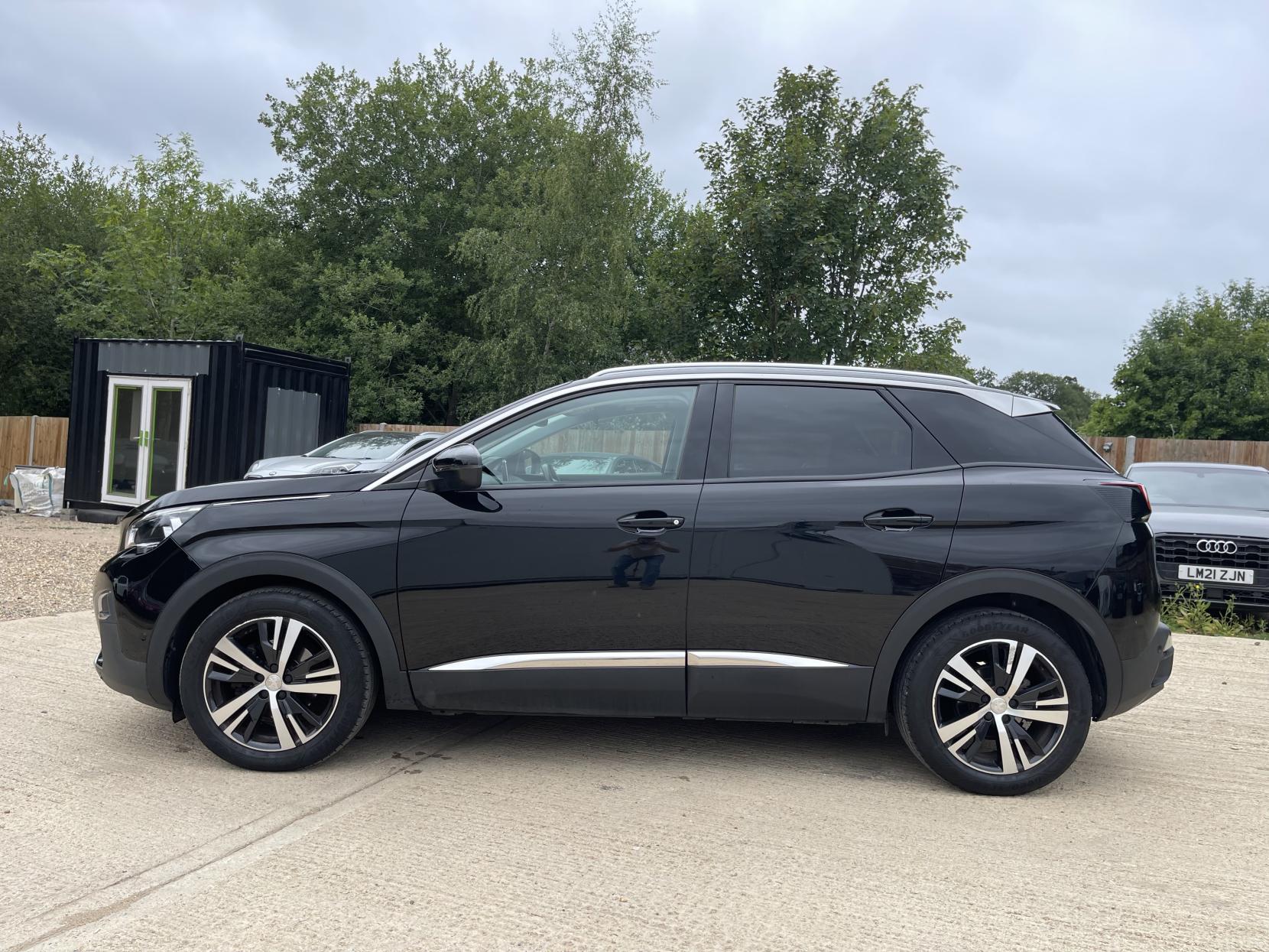 Peugeot 3008 1.2 PureTech Allure SUV 5dr Petrol Manual Euro 6 (s/s) (130 ps)