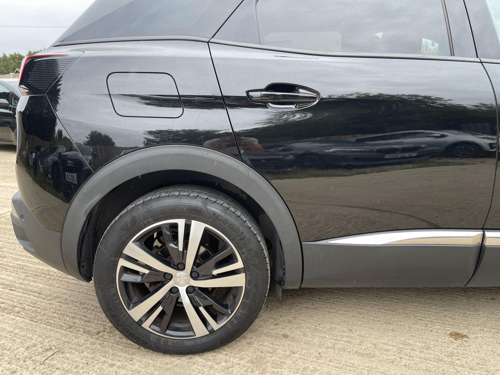 Peugeot 3008 1.2 PureTech Allure SUV 5dr Petrol Manual Euro 6 (s/s) (130 ps)