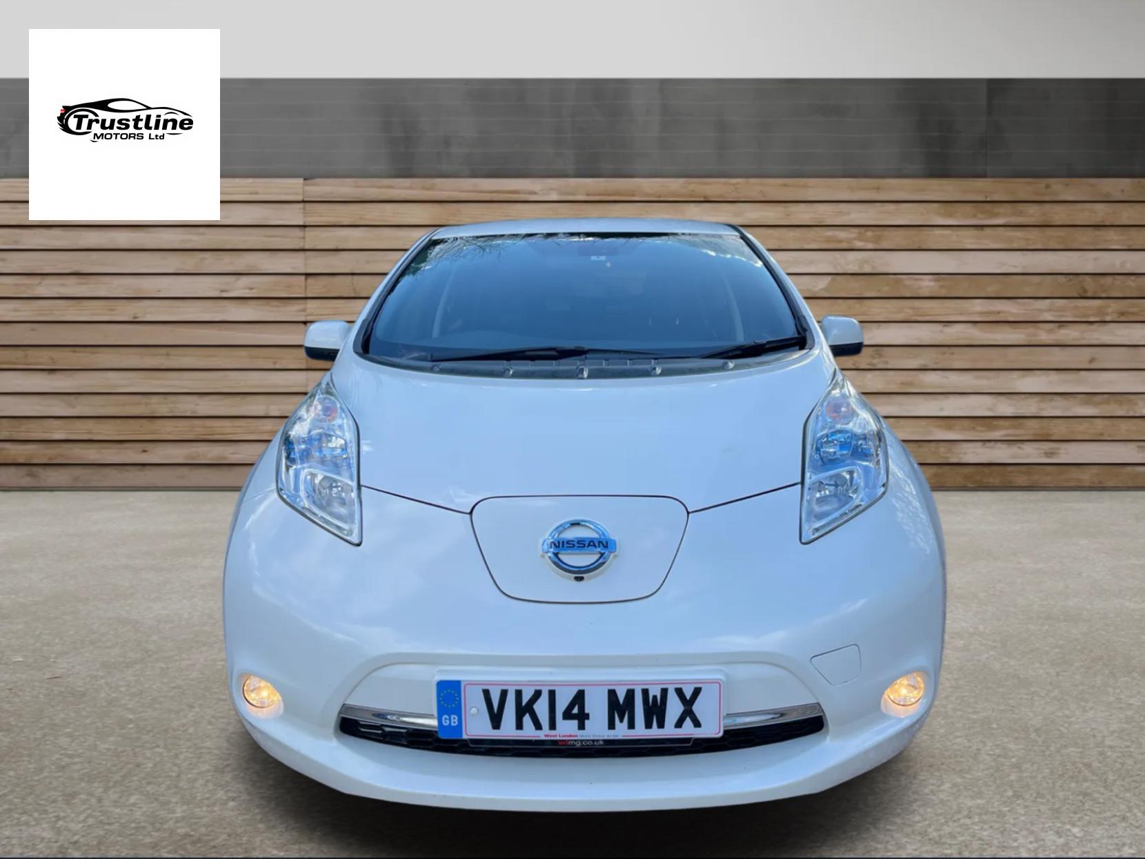 Nissan Leaf 24kWh Tekna Hatchback 5dr Electric Auto (107 bhp)