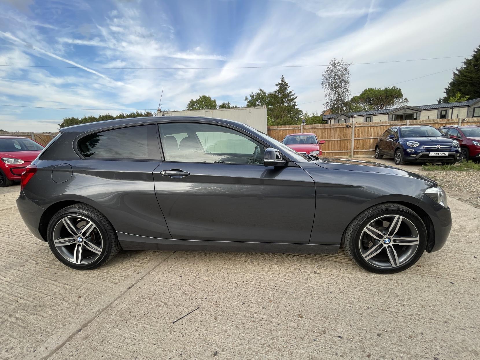 BMW 1 Series 1.6 116i Sport Hatchback 3dr Petrol Manual Euro 6 (s/s) (136 ps)