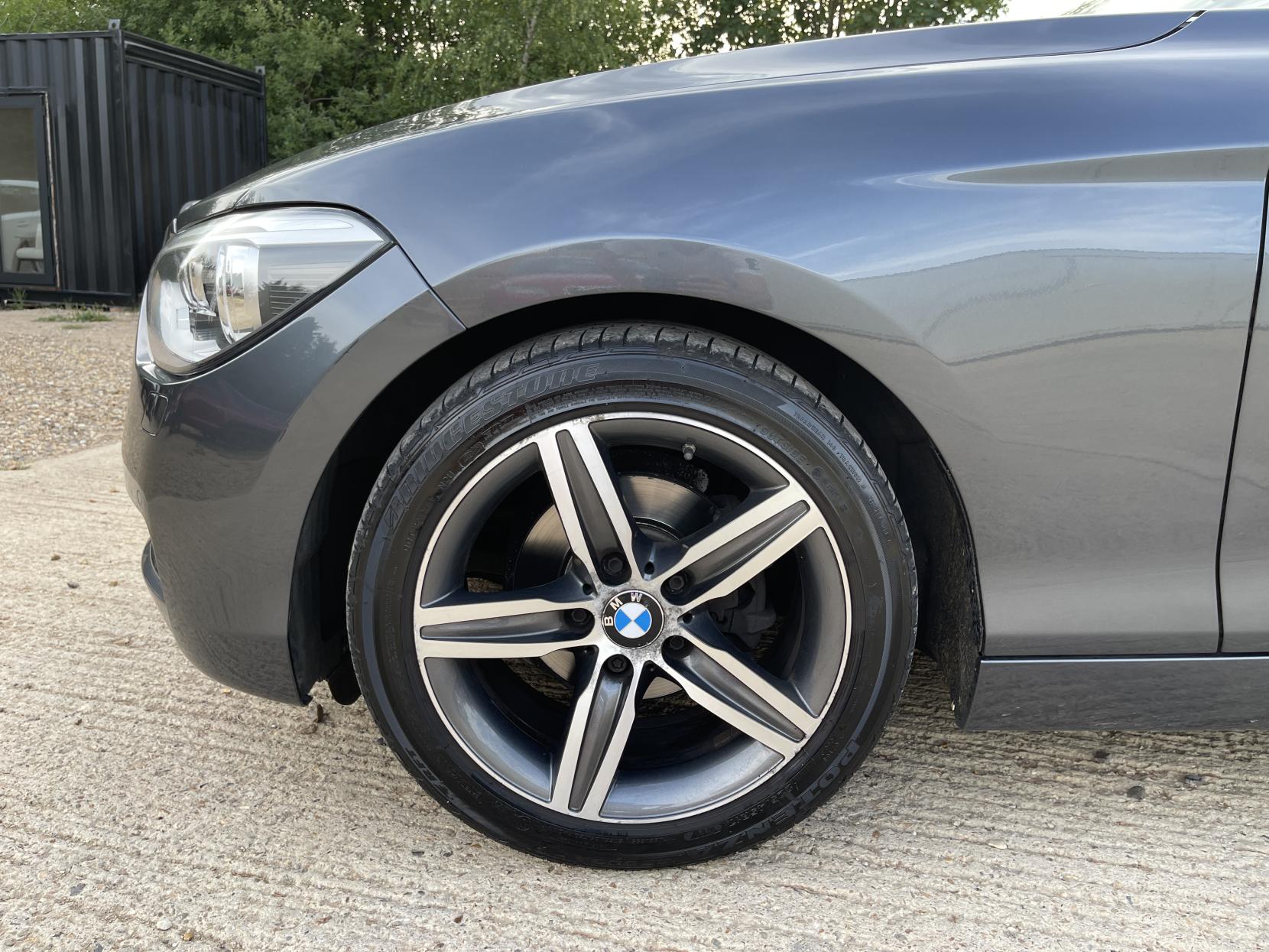 BMW 1 Series 1.6 116i Sport Hatchback 3dr Petrol Manual Euro 6 (s/s) (136 ps)