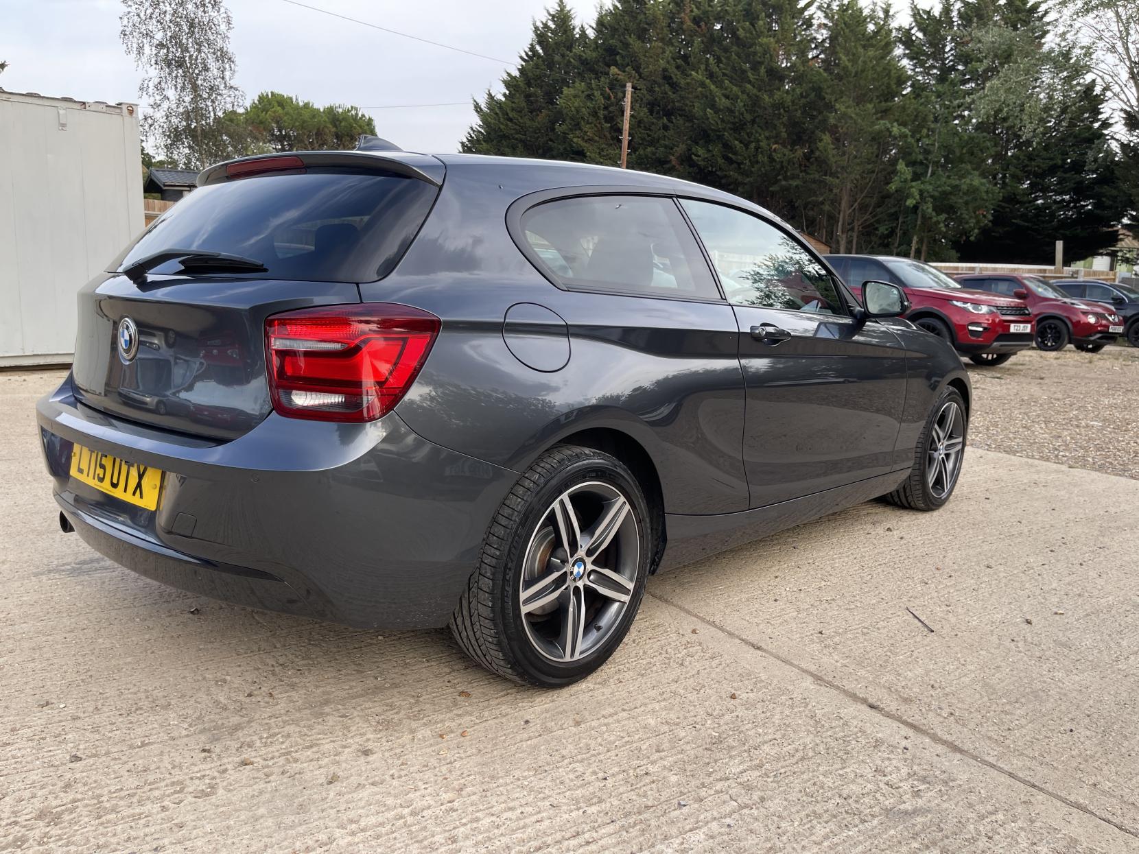 BMW 1 Series 1.6 116i Sport Hatchback 3dr Petrol Manual Euro 6 (s/s) (136 ps)