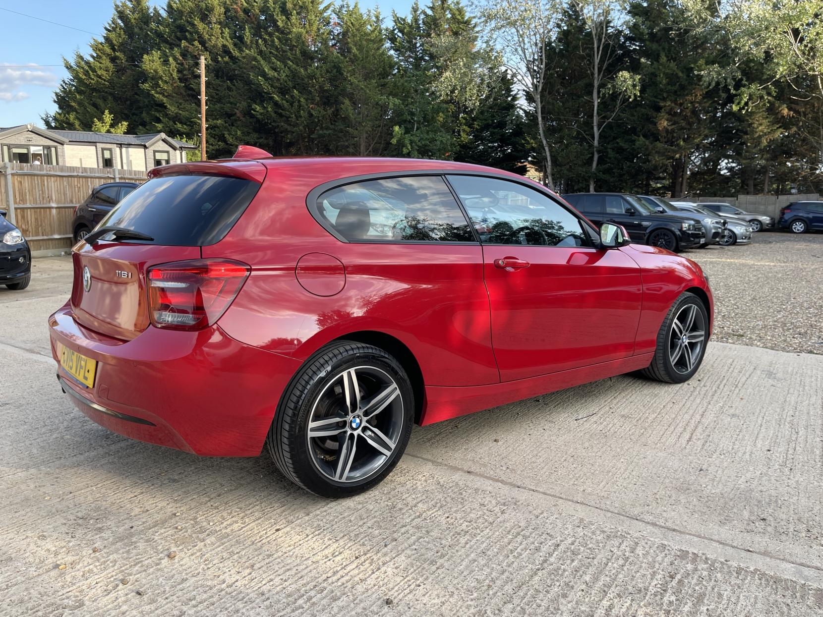 BMW 1 Series 1.6 116i Sport Hatchback 3dr Petrol Manual Euro 6 (s/s) (136 ps)