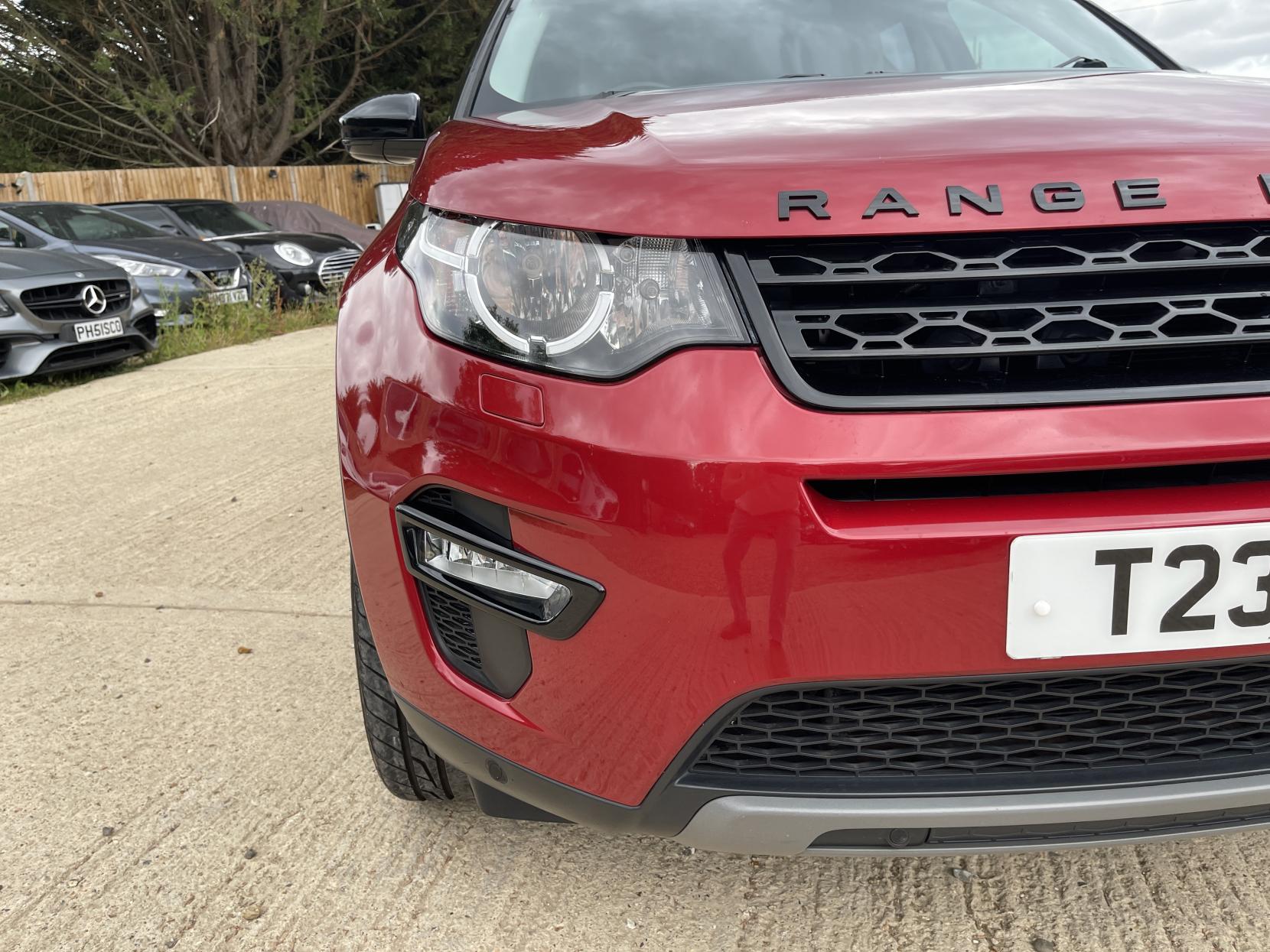Land Rover Discovery Sport 2.0 TD4 SE Tech SUV 5dr Diesel Manual 4WD Euro 6 (s/s) (180 ps)