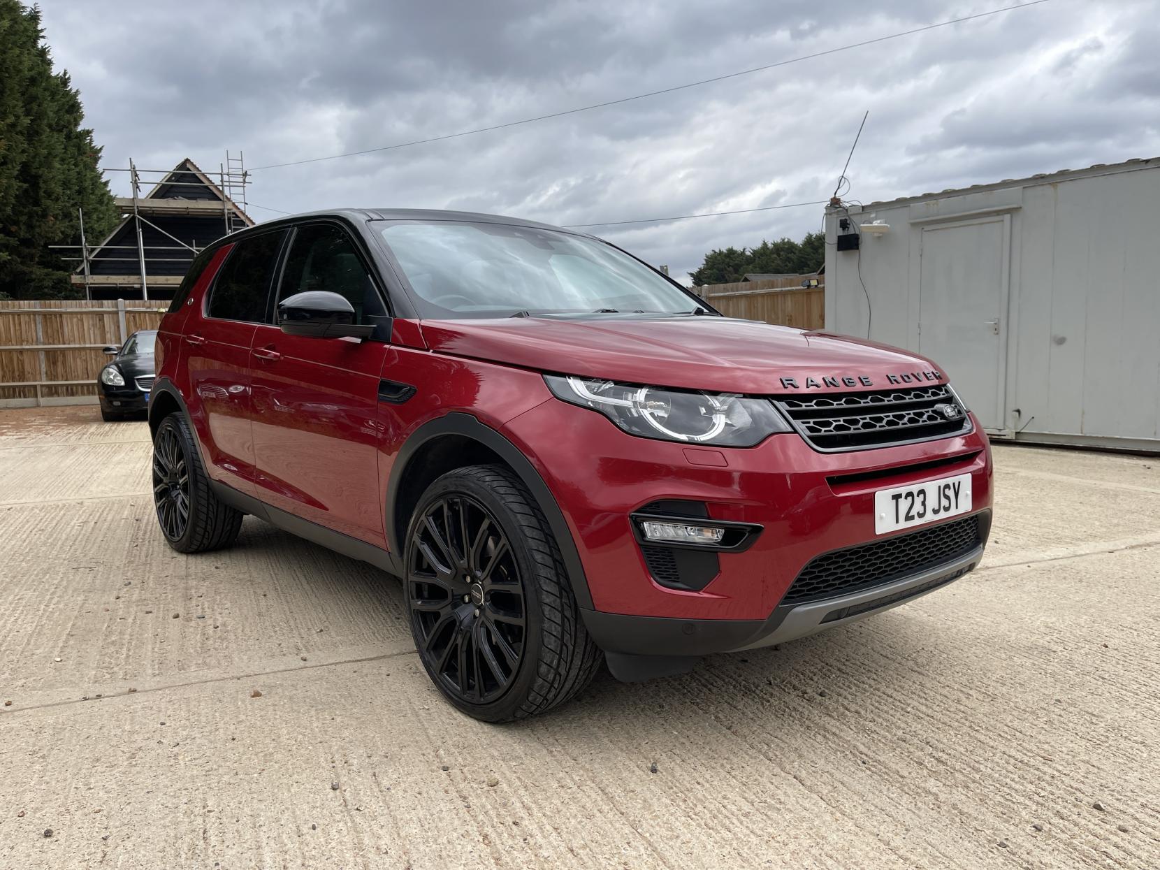 Land Rover Discovery Sport 2.0 TD4 SE Tech SUV 5dr Diesel Manual 4WD Euro 6 (s/s) (180 ps)