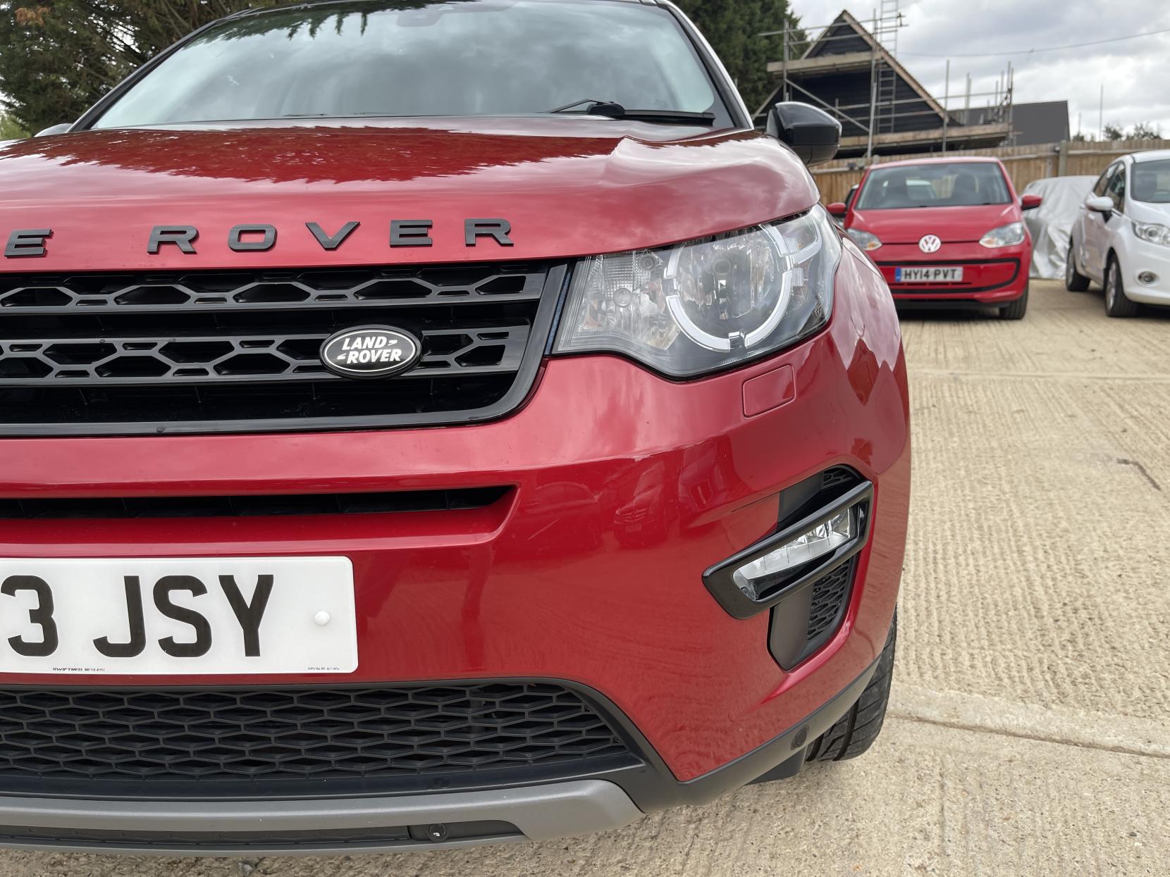 Land Rover Discovery Sport 2.0 TD4 SE Tech SUV 5dr Diesel Manual 4WD Euro 6 (s/s) (180 ps)
