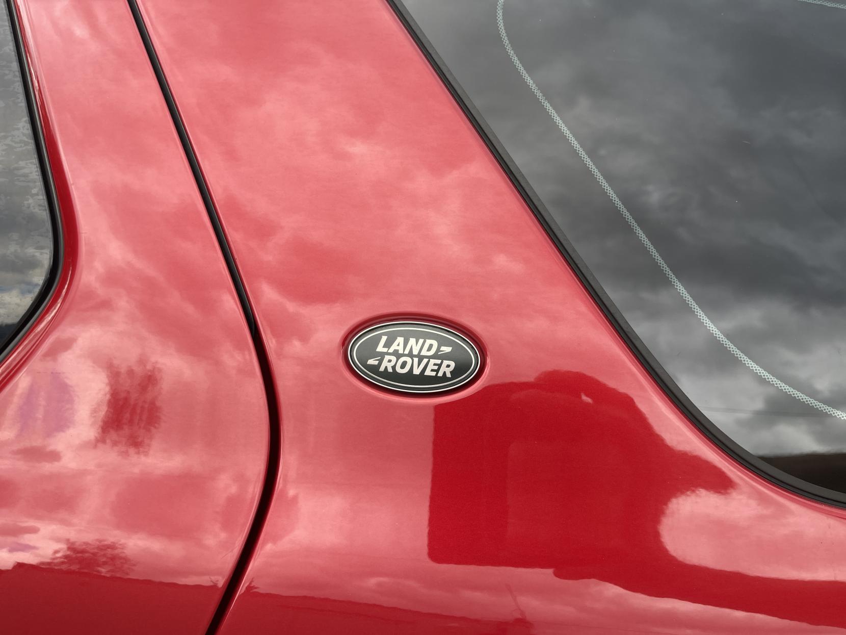 Land Rover Discovery Sport 2.0 TD4 SE Tech SUV 5dr Diesel Manual 4WD Euro 6 (s/s) (180 ps)