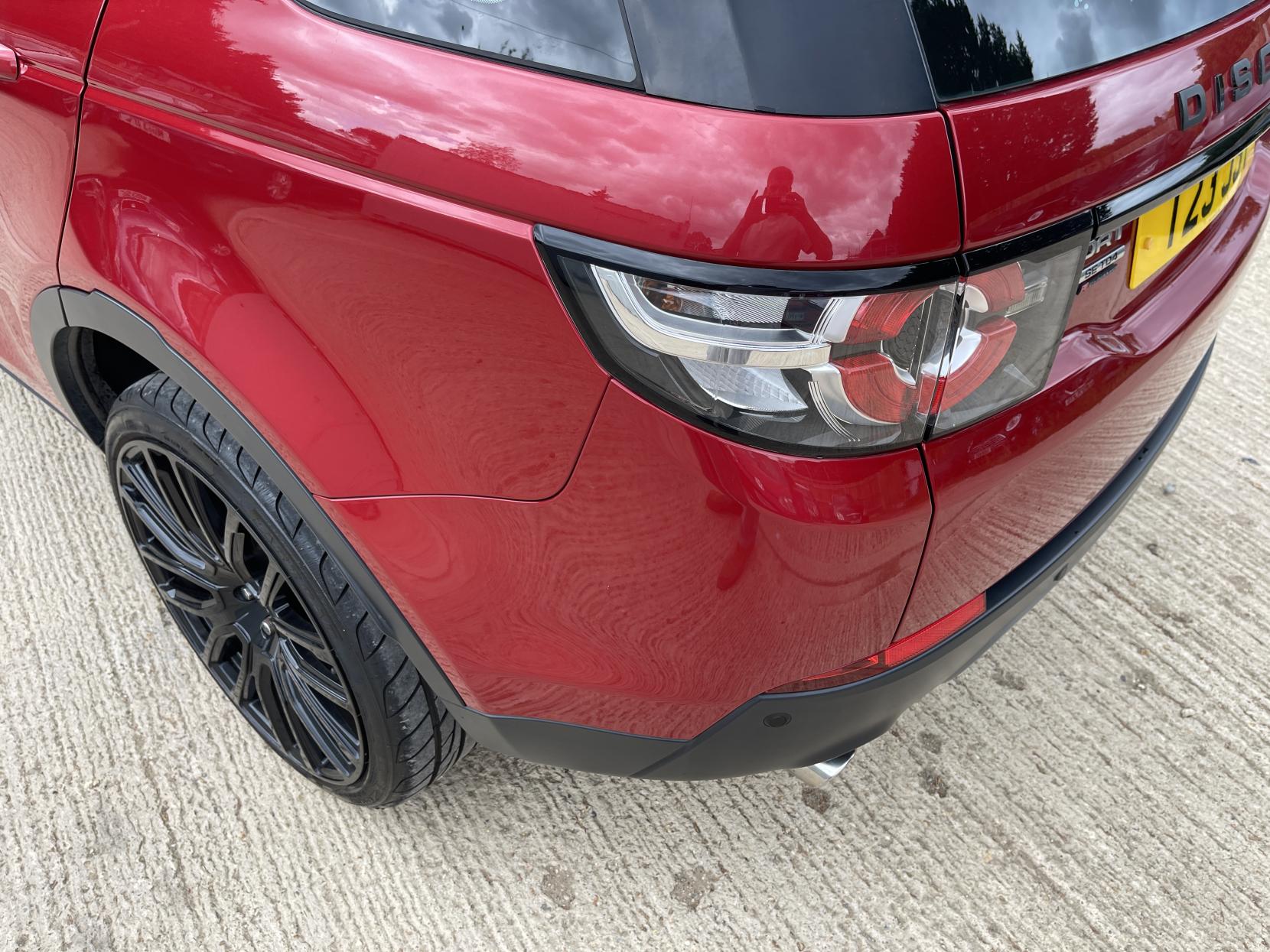 Land Rover Discovery Sport 2.0 TD4 SE Tech SUV 5dr Diesel Manual 4WD Euro 6 (s/s) (180 ps)