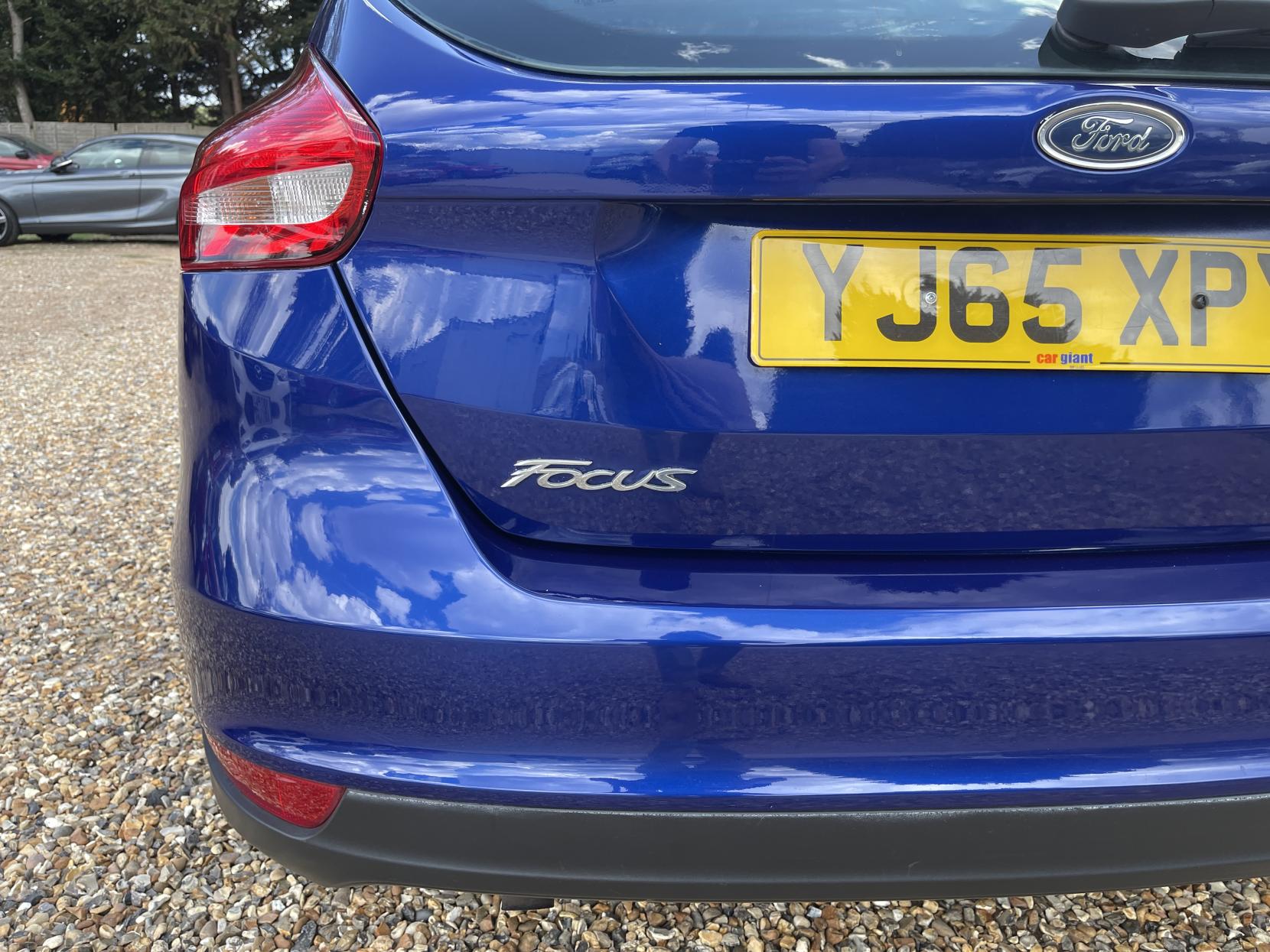 Ford Focus 1.0T EcoBoost Zetec Hatchback 5dr Petrol Manual Euro 6 (s/s) (100 ps)