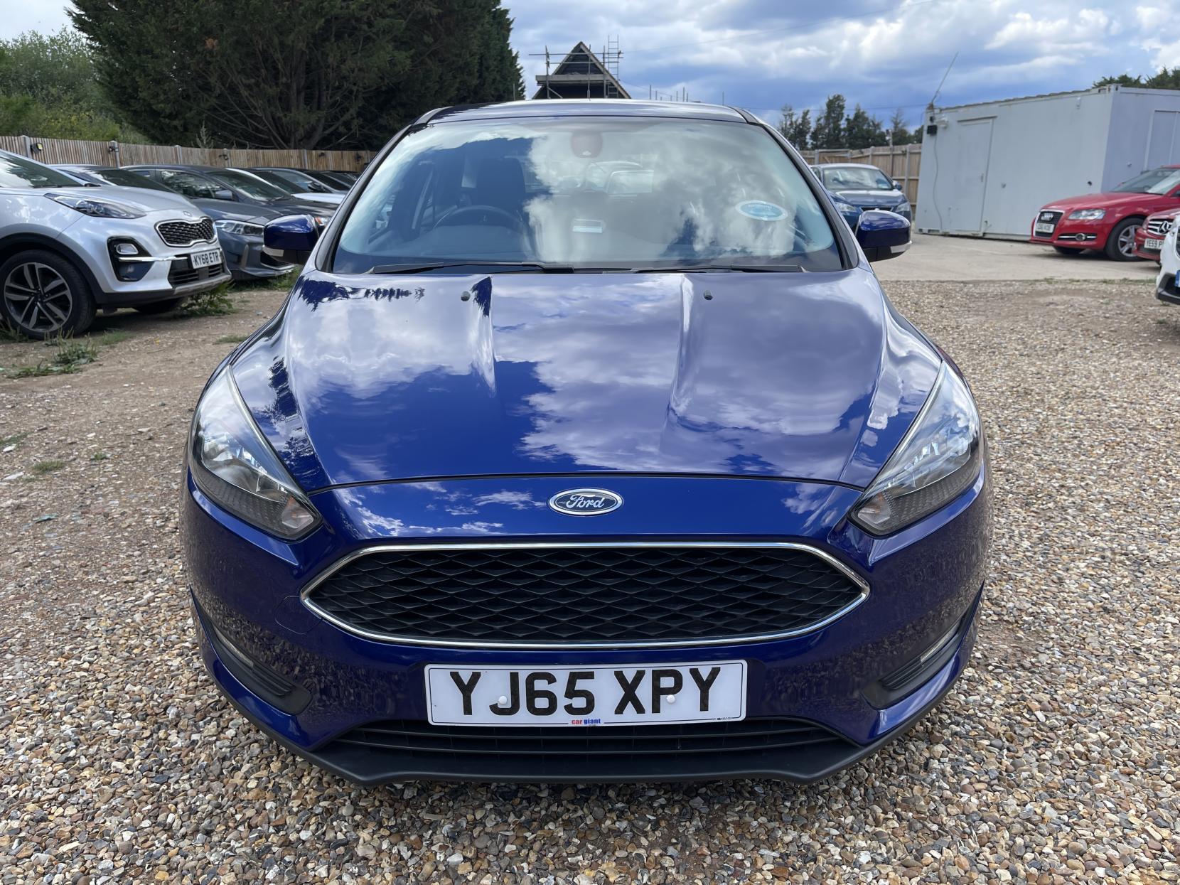 Ford Focus 1.0T EcoBoost Zetec Hatchback 5dr Petrol Manual Euro 6 (s/s) (100 ps)