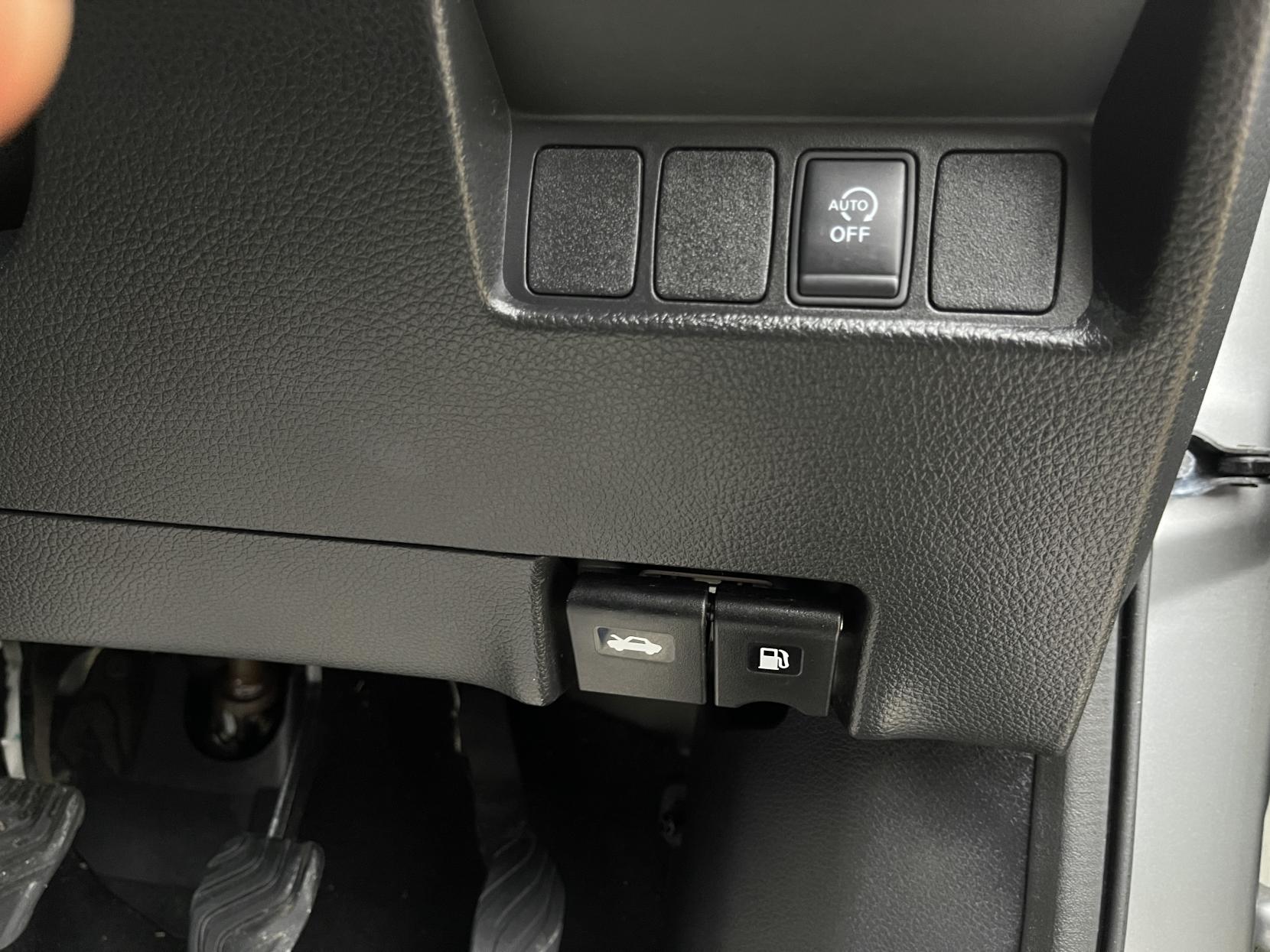 Nissan Qashqai 1.2 DIG-T Acenta SUV 5dr Petrol Manual Euro 6 (s/s) (115 ps)