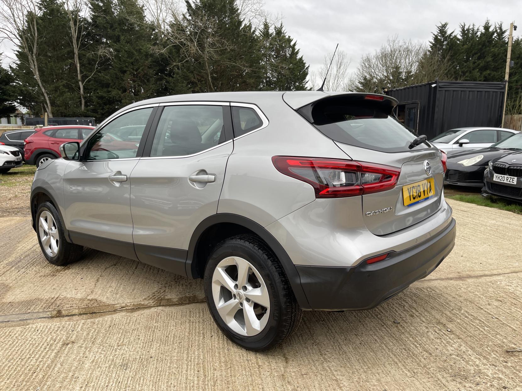 Nissan Qashqai 1.2 DIG-T Acenta SUV 5dr Petrol Manual Euro 6 (s/s) (115 ps)