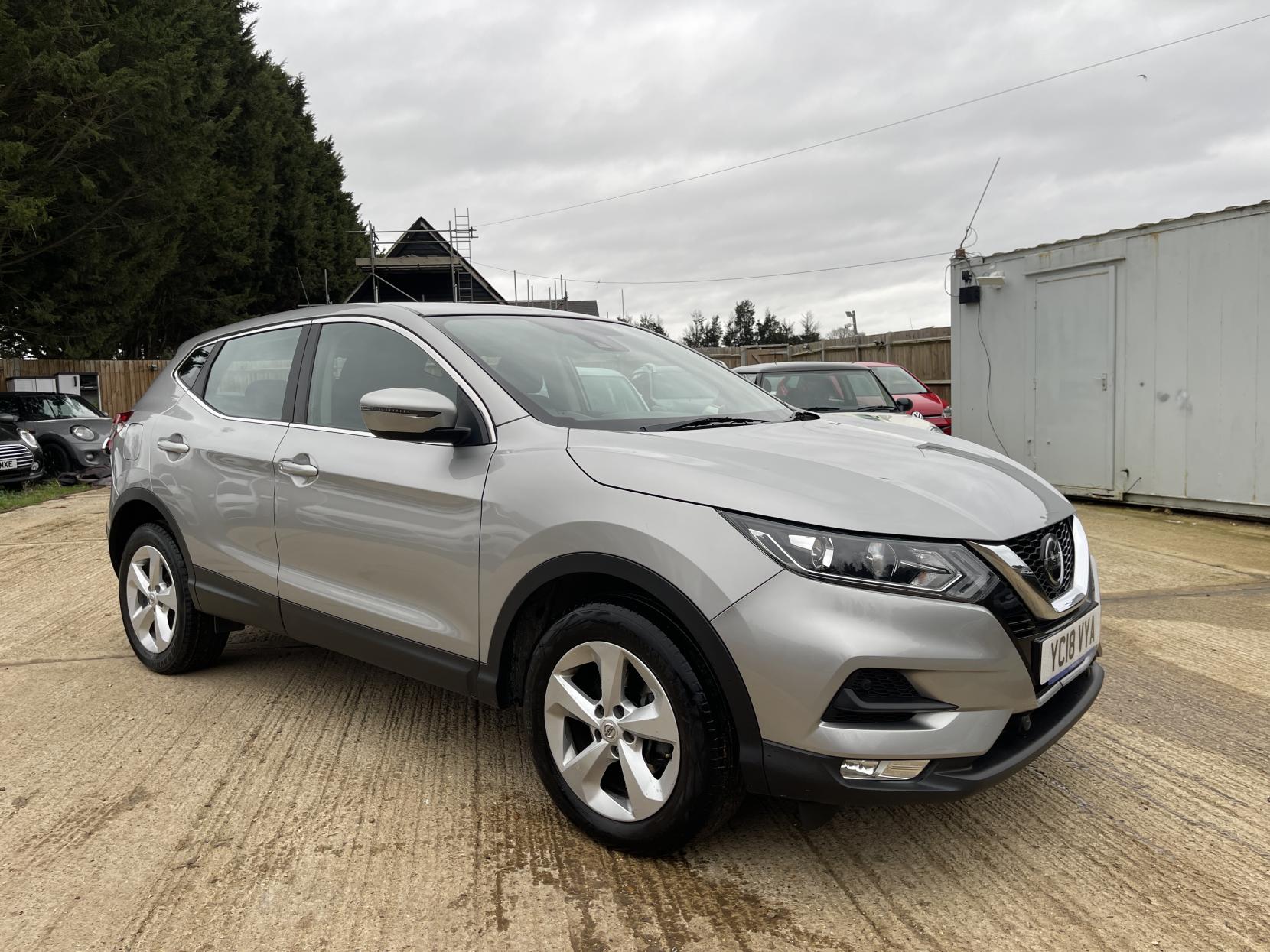 Nissan Qashqai 1.2 DIG-T Acenta SUV 5dr Petrol Manual Euro 6 (s/s) (115 ps)