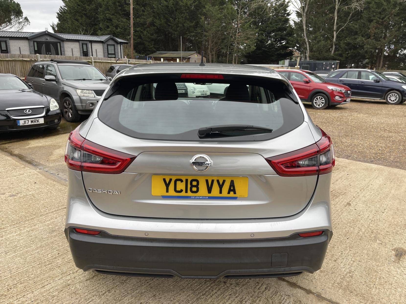 Nissan Qashqai 1.2 DIG-T Acenta SUV 5dr Petrol Manual Euro 6 (s/s) (115 ps)