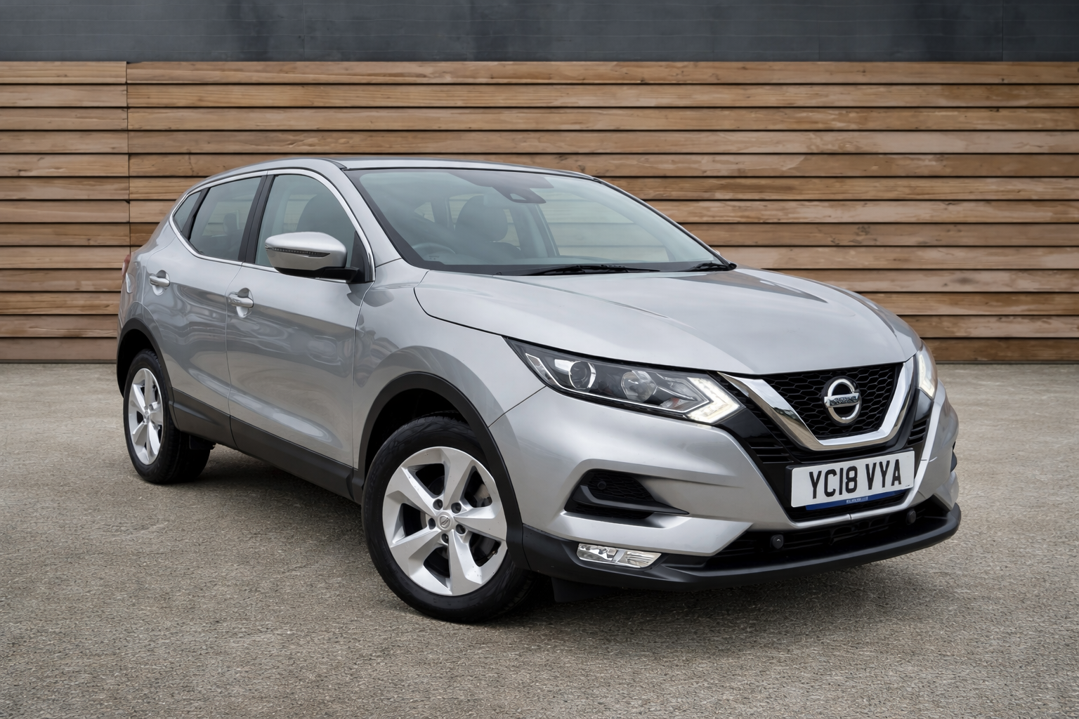Nissan Qashqai 1.2 DIG-T Acenta SUV 5dr Petrol Manual Euro 6 (s/s) (115 ps)
