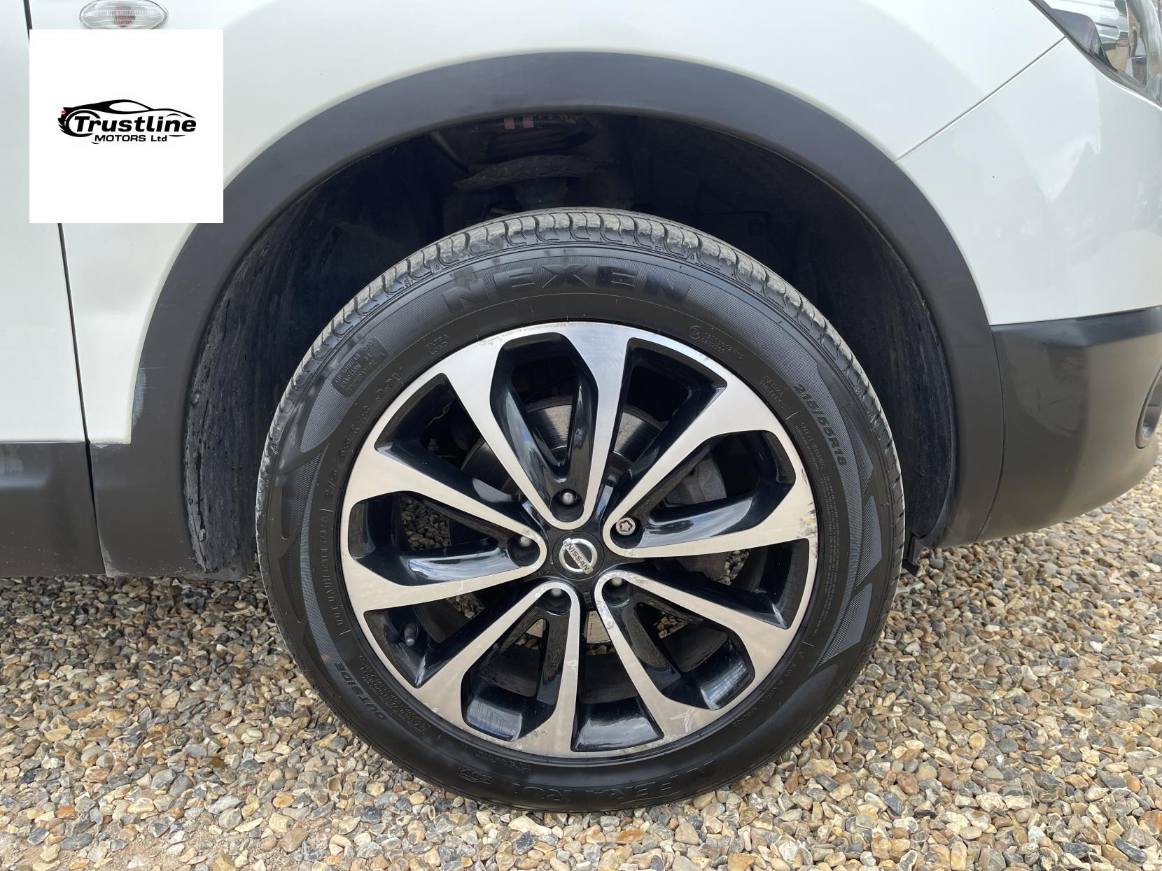 Nissan Qashqai+2 1.6 360 SUV 5dr Petrol Manual 2WD Euro 5 (117 ps)