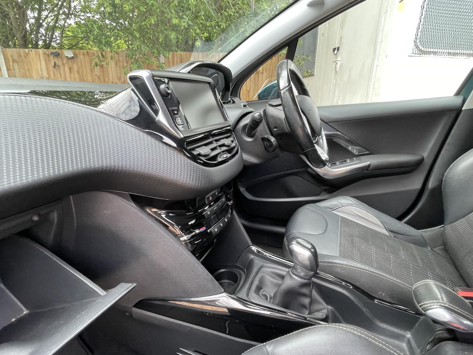 Peugeot 2008 1.2 PureTech Allure SUV 5dr Petrol Manual Euro 6 (82 ps)