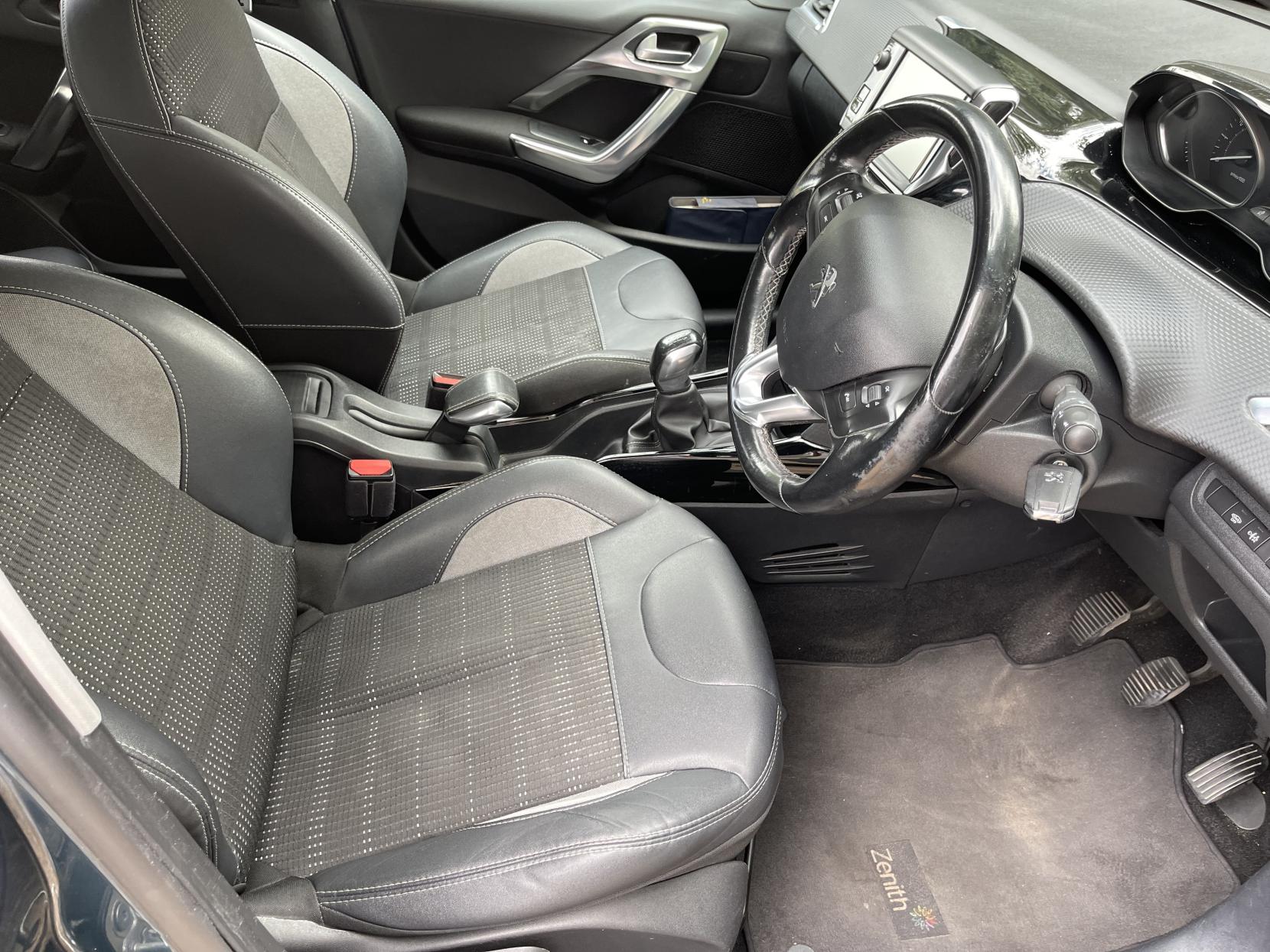 Peugeot 2008 1.2 PureTech Allure SUV 5dr Petrol Manual Euro 6 (82 ps)