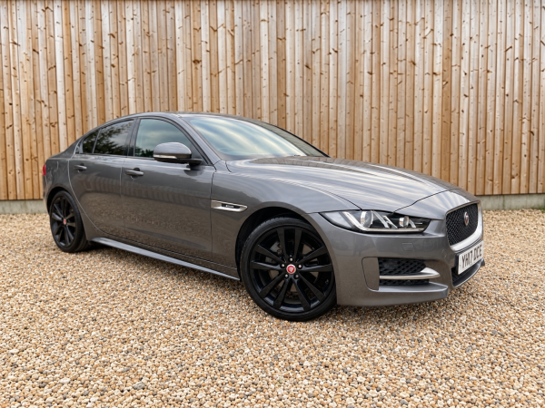 Jaguar XE 2.0d R-Sport Saloon 4dr Diesel Auto Euro 6 (s/s) (180 ps)