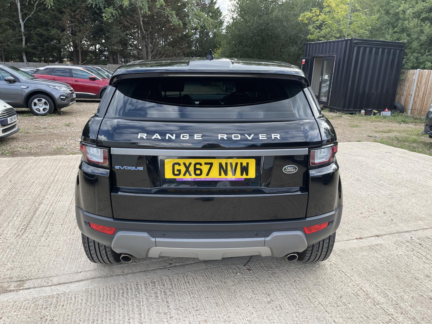 Land Rover Range Rover Evoque 2.0 eD4 SE SUV 5dr Diesel Manual FWD Euro 6 (s/s) (150 ps)
