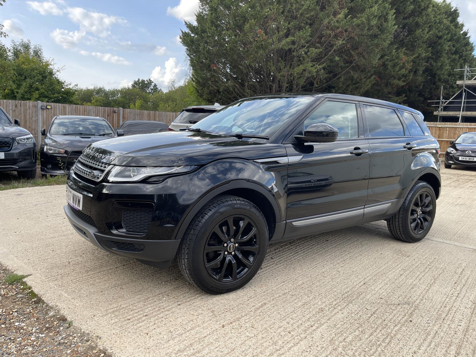 Land Rover Range Rover Evoque 2.0 eD4 SE SUV 5dr Diesel Manual FWD Euro 6 (s/s) (150 ps)