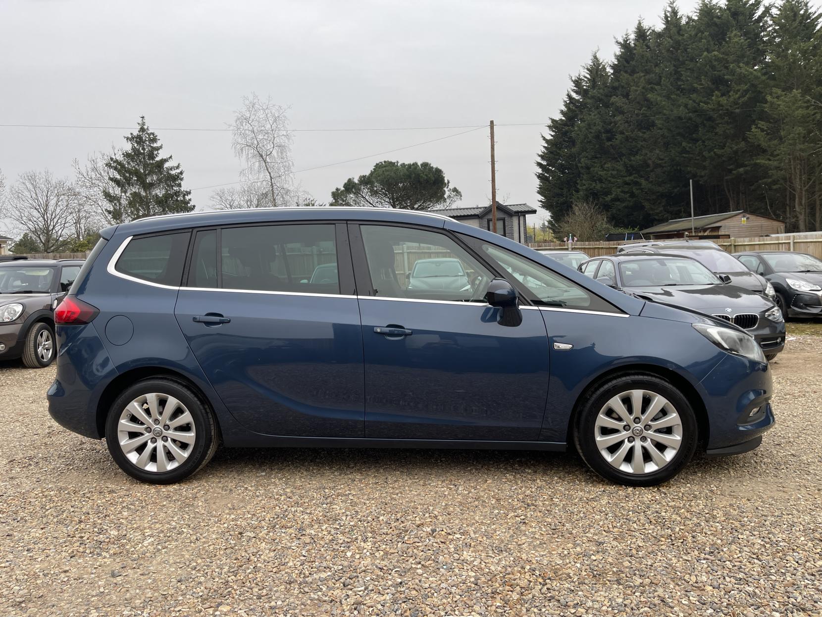 Vauxhall Zafira Tourer 1.4i Turbo Energy MPV 5dr Petrol Manual Euro 6 (140 ps)