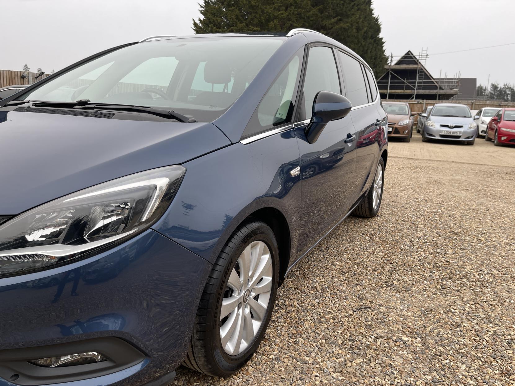 Vauxhall Zafira Tourer 1.4i Turbo Energy MPV 5dr Petrol Manual Euro 6 (140 ps)