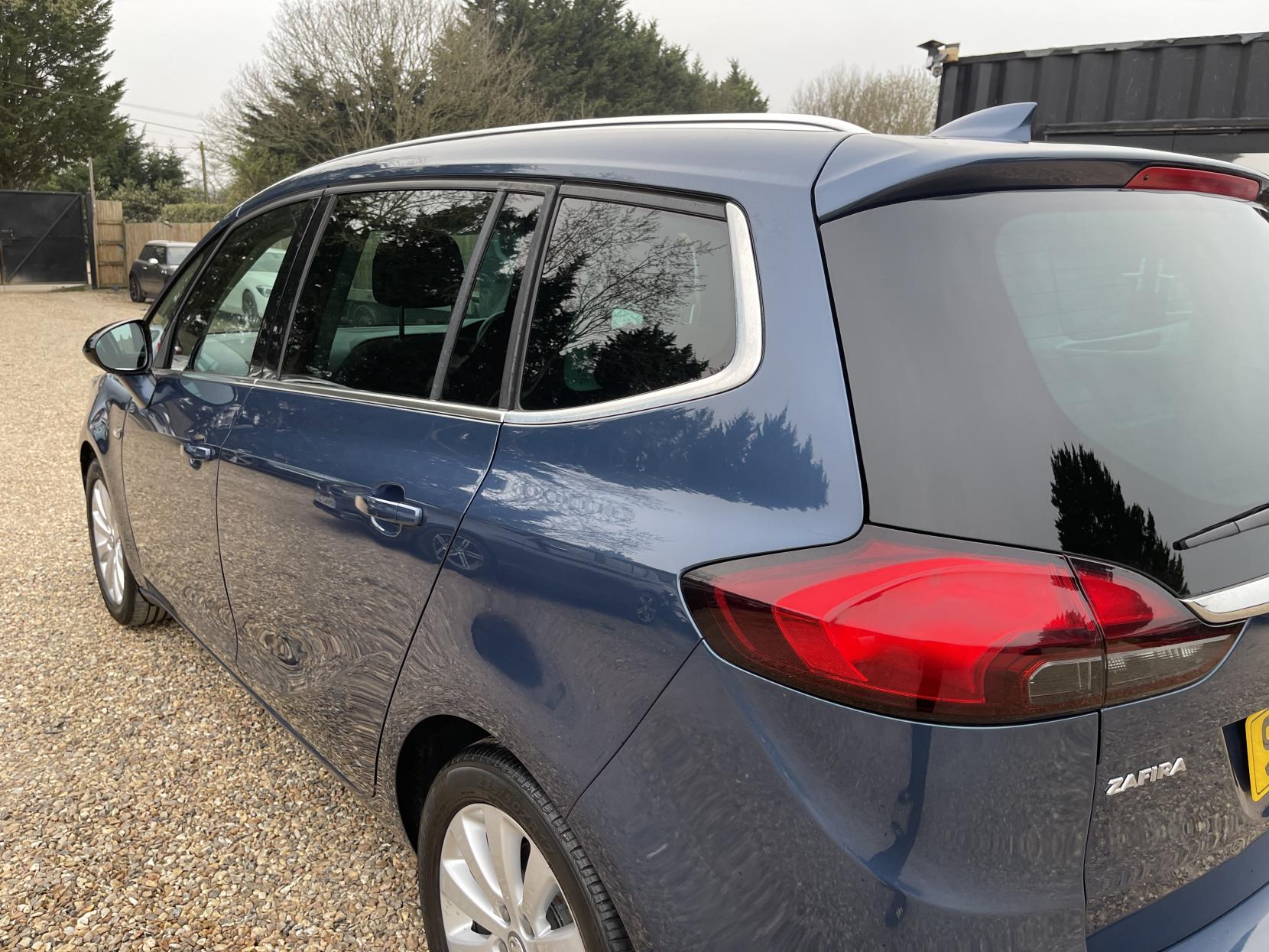 Vauxhall Zafira Tourer 1.4i Turbo Energy MPV 5dr Petrol Manual Euro 6 (140 ps)