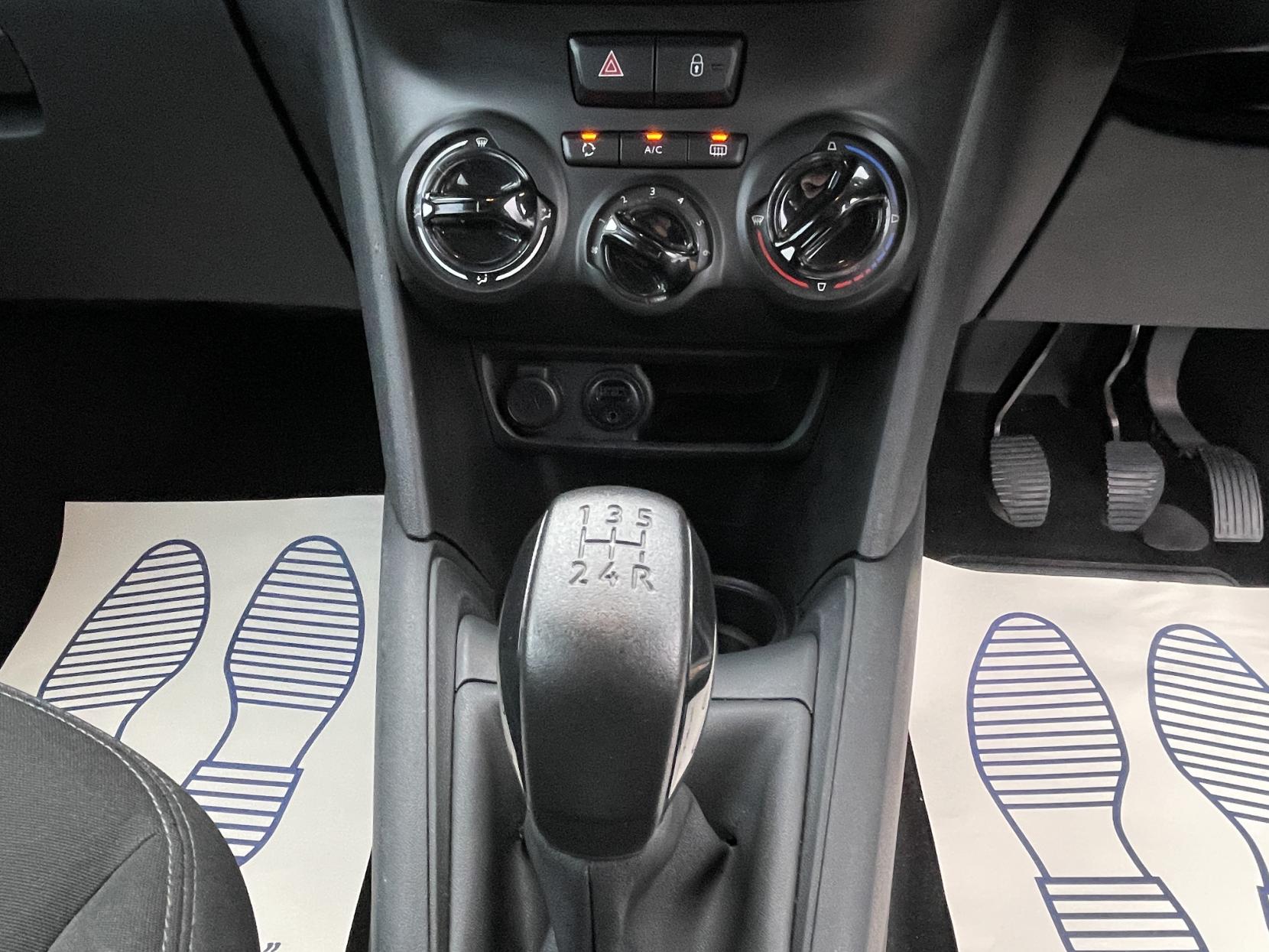 Peugeot 208 1.2 PureTech Access (a/c) Hatchback 3dr Petrol Manual Euro 6 (68 ps)