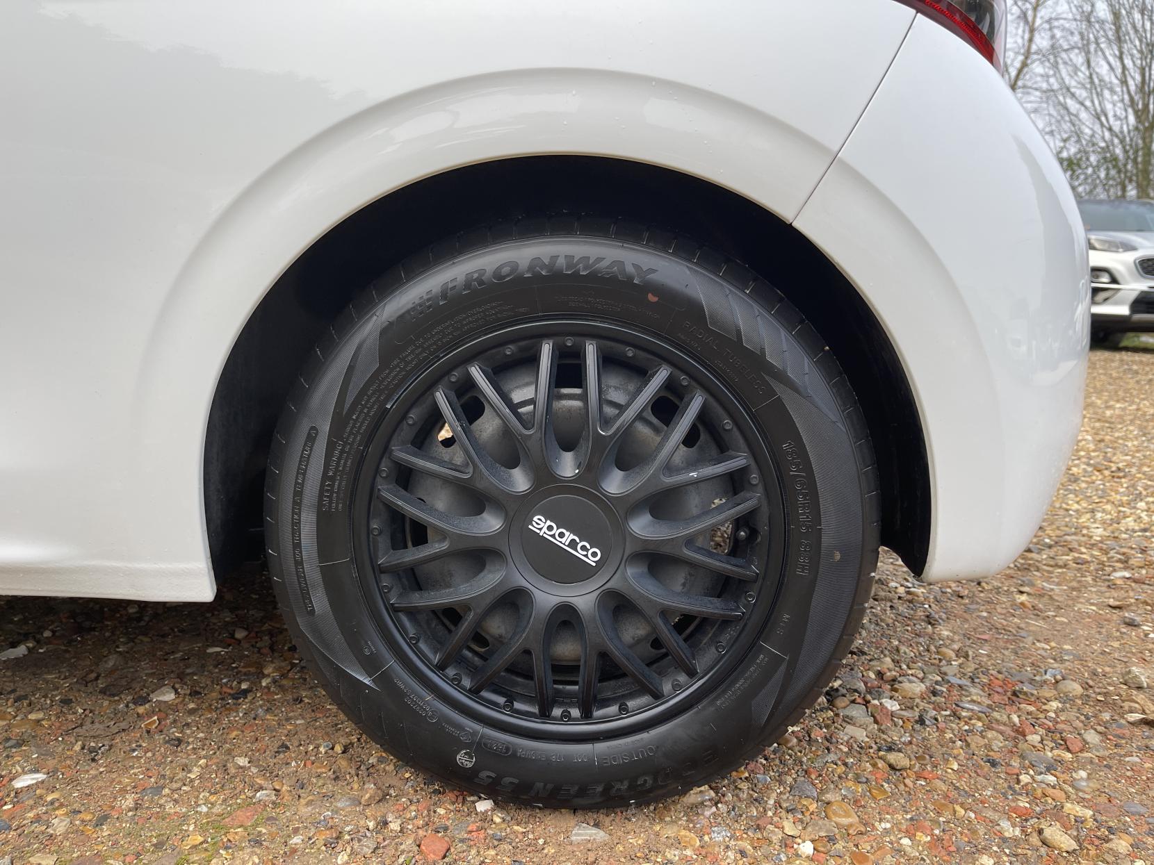 Peugeot 208 1.2 PureTech Access (a/c) Hatchback 3dr Petrol Manual Euro 6 (68 ps)