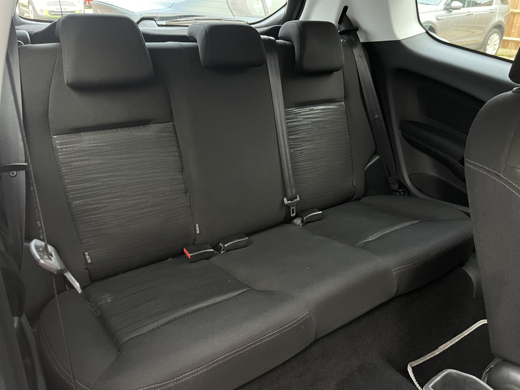 Peugeot 208 1.2 PureTech Access (a/c) Hatchback 3dr Petrol Manual Euro 6 (68 ps)