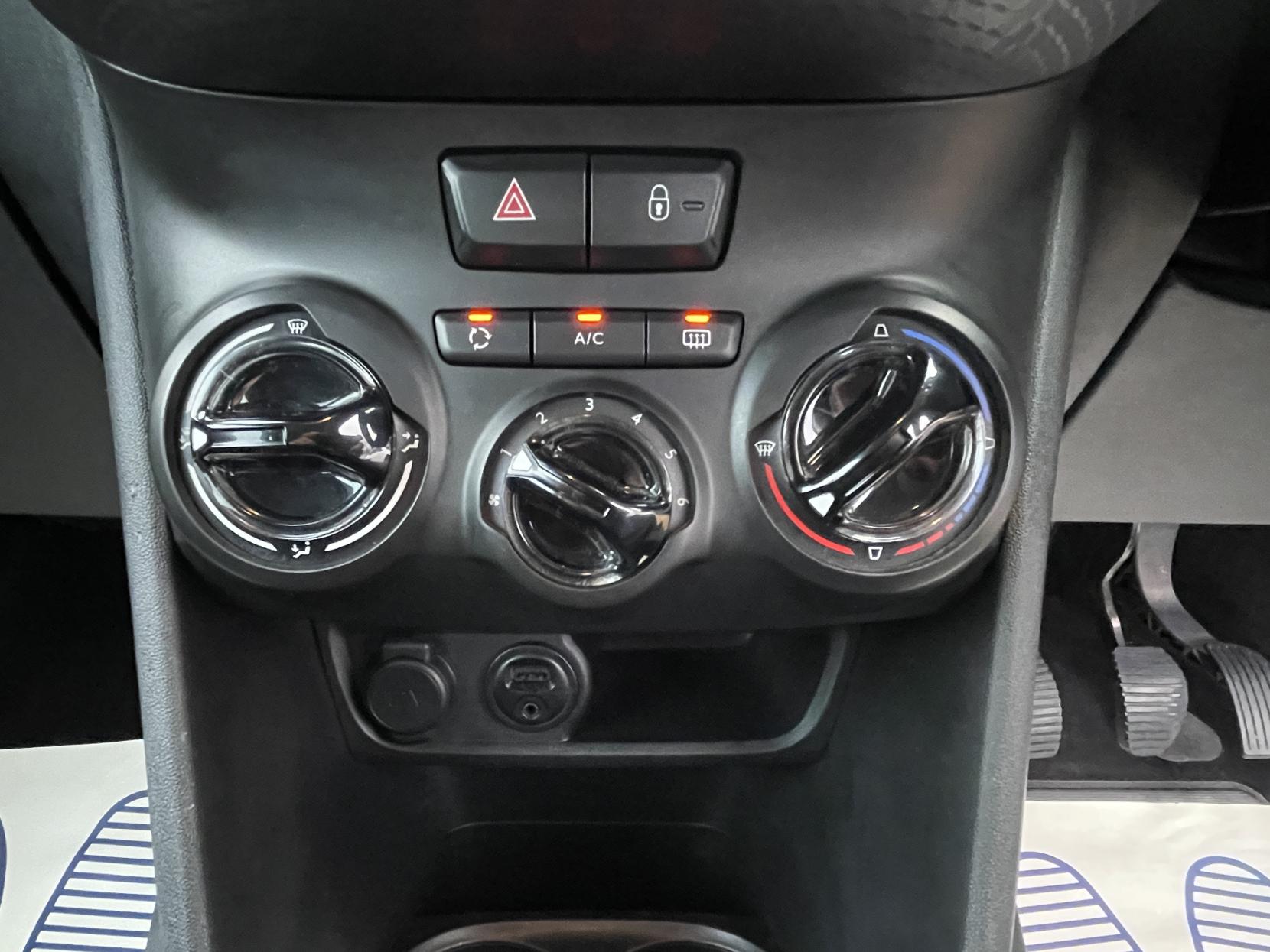 Peugeot 208 1.2 PureTech Access (a/c) Hatchback 3dr Petrol Manual Euro 6 (68 ps)