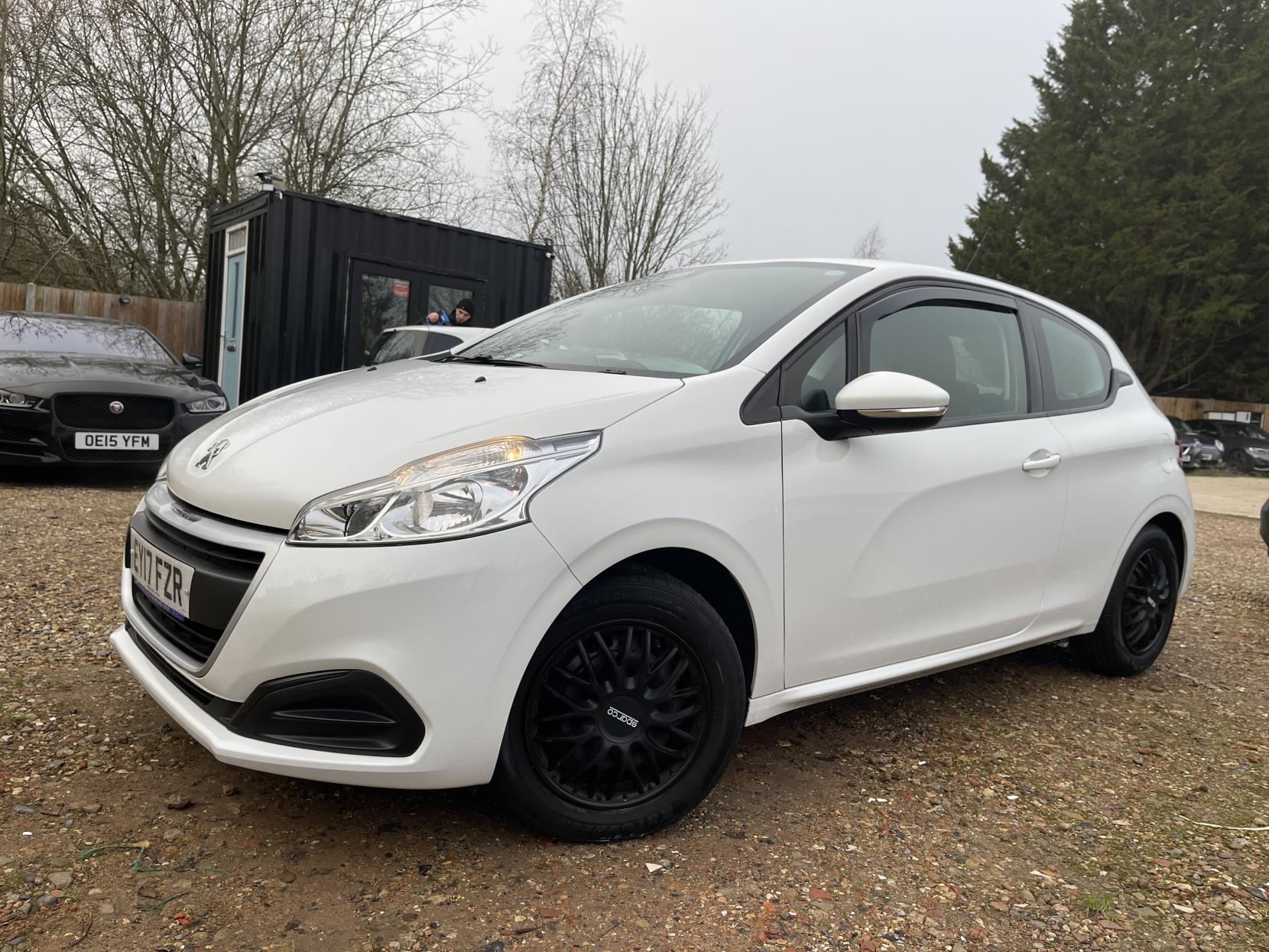 Peugeot 208 1.2 PureTech Access (a/c) Hatchback 3dr Petrol Manual Euro 6 (68 ps)