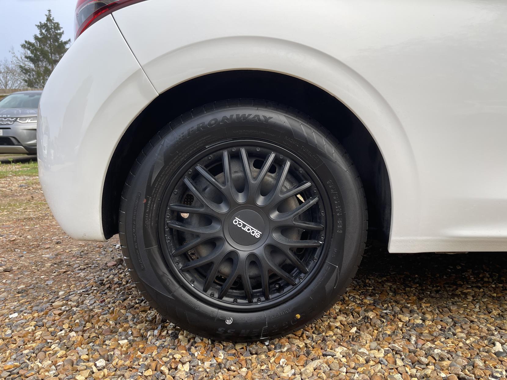 Peugeot 208 1.2 PureTech Access (a/c) Hatchback 3dr Petrol Manual Euro 6 (68 ps)