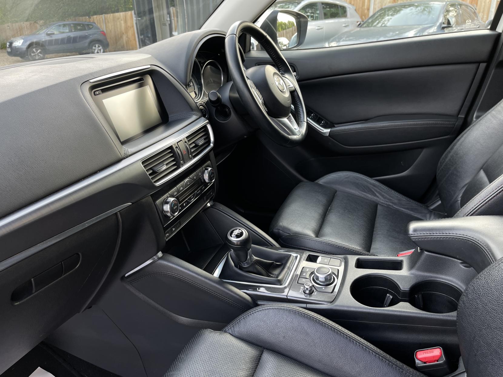 Mazda CX-5 2.2 SKYACTIV-D SE-L Lux Nav SUV 5dr Diesel Manual Euro 6 (s/s) (150 ps)
