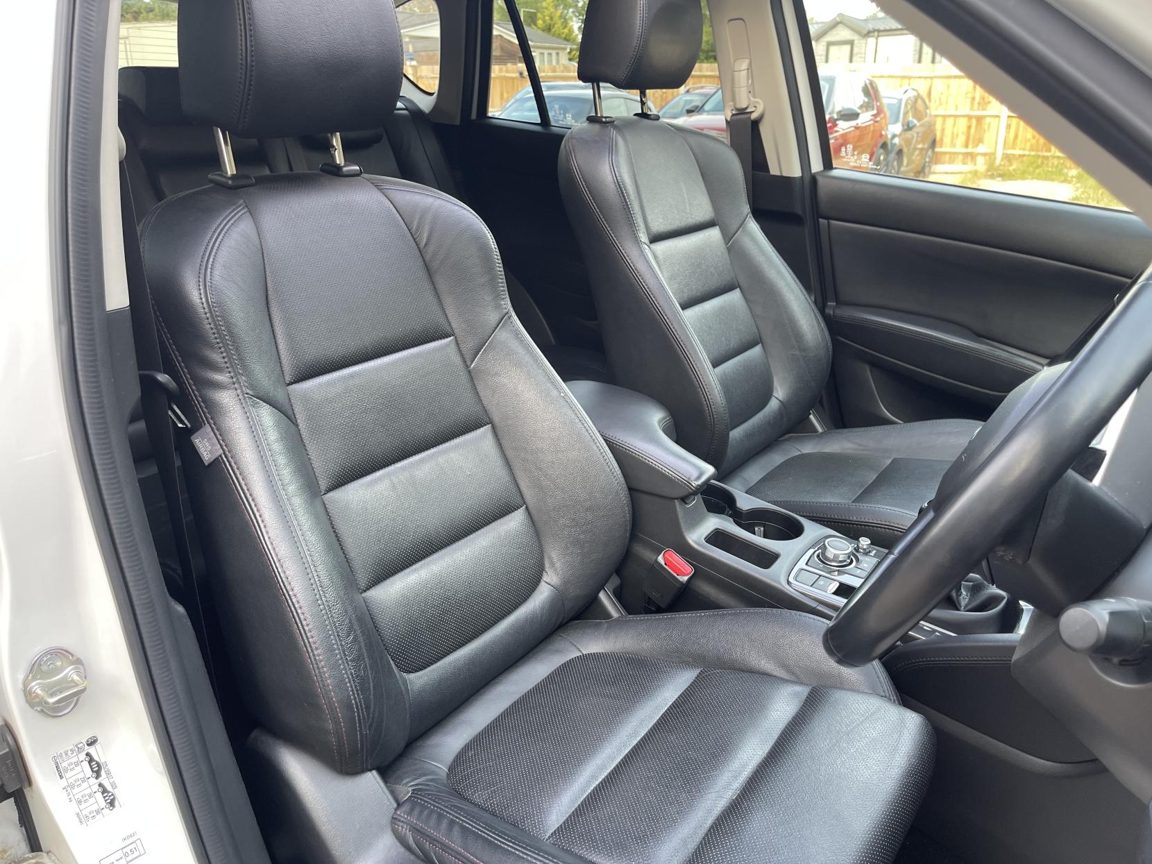 Mazda CX-5 2.2 SKYACTIV-D SE-L Lux Nav SUV 5dr Diesel Manual Euro 6 (s/s) (150 ps)