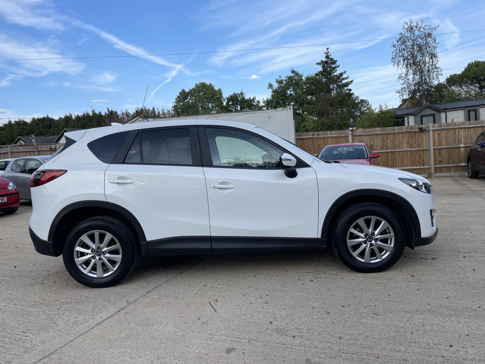 Mazda CX-5 2.2 SKYACTIV-D SE-L Lux Nav SUV 5dr Diesel Manual Euro 6 (s/s) (150 ps)