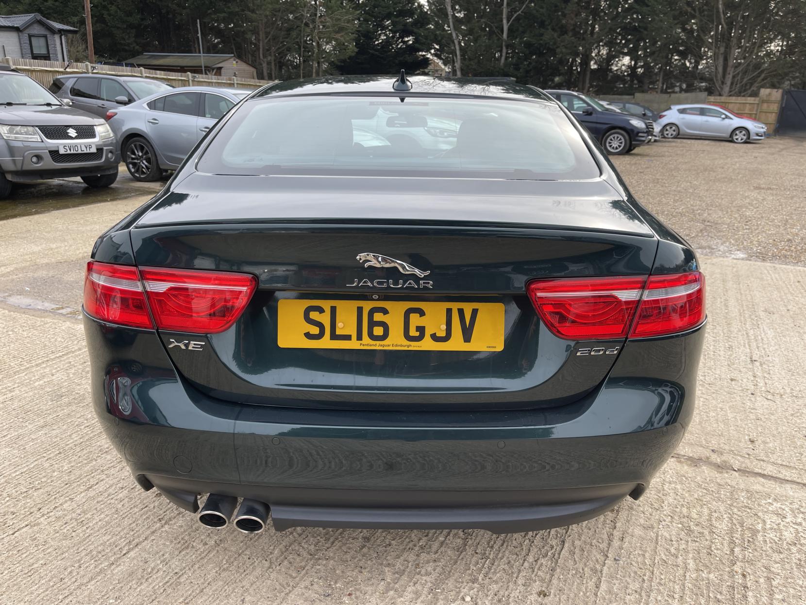 Jaguar XE 2.0d R-Sport Saloon 4dr Diesel Manual Euro 6 (s/s) (180 ps)