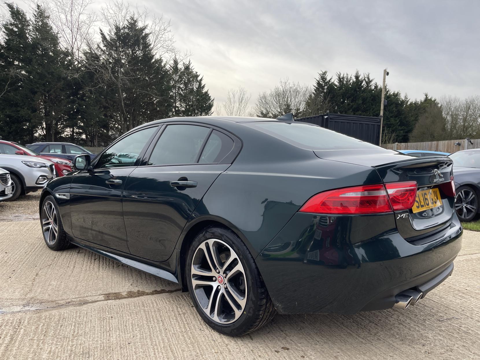 Jaguar XE 2.0d R-Sport Saloon 4dr Diesel Manual Euro 6 (s/s) (180 ps)