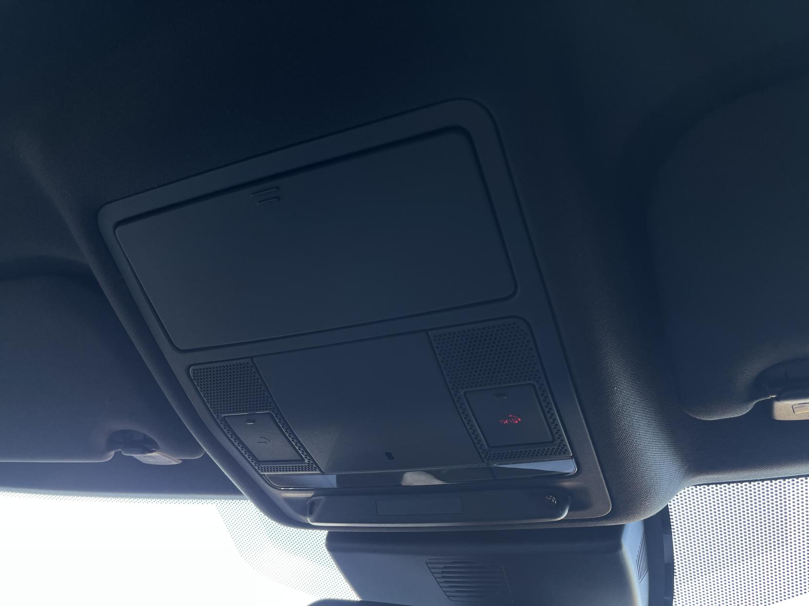 Jaguar XE 2.0d R-Sport Saloon 4dr Diesel Manual Euro 6 (s/s) (180 ps)