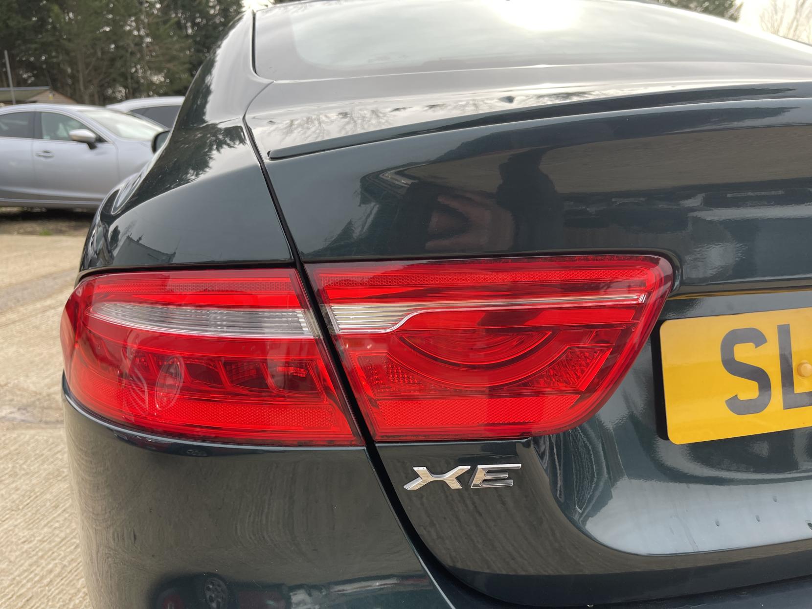Jaguar XE 2.0d R-Sport Saloon 4dr Diesel Manual Euro 6 (s/s) (180 ps)